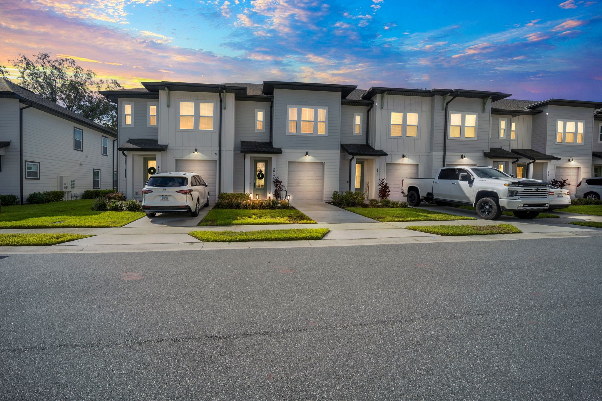 Self-Managing vs Hiring a Property Manager for Your Kissimmee Vacation Rental