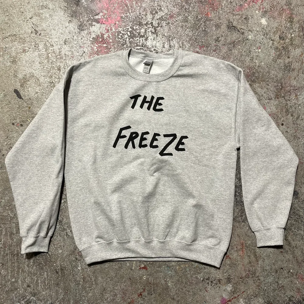 custom-crewneck-black-or-white (3).webp