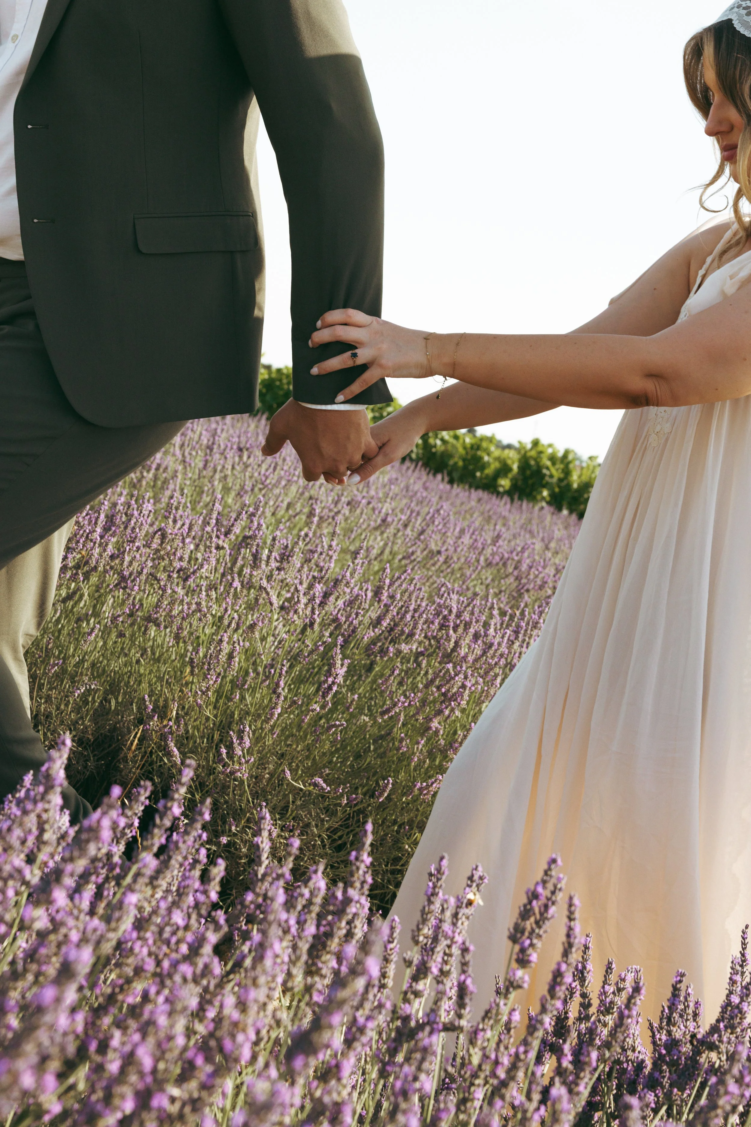 Hannah & Jordan-europe elopement-small-17.jpg