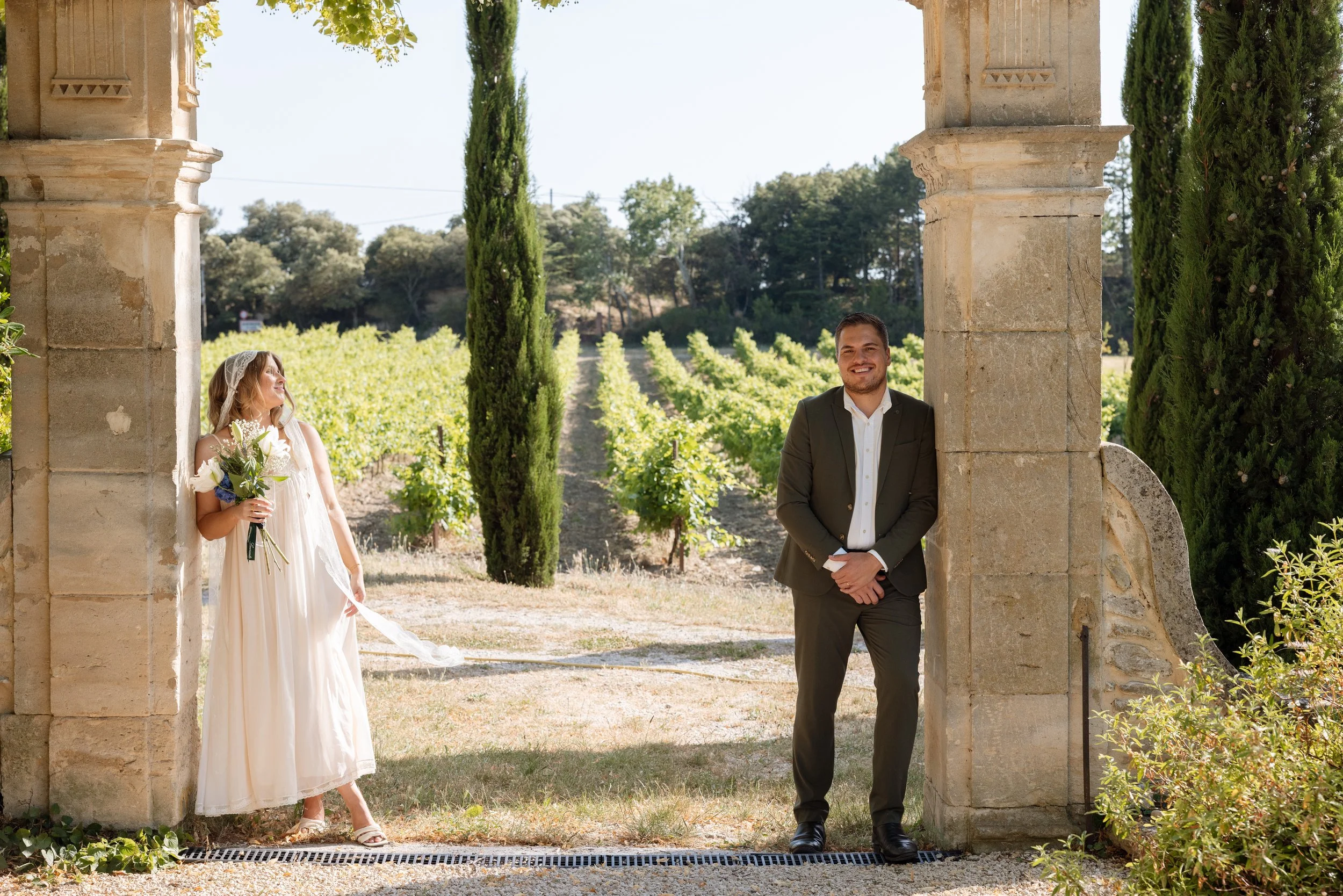 Hannah & Jordan-europe elopement-small-14.jpg