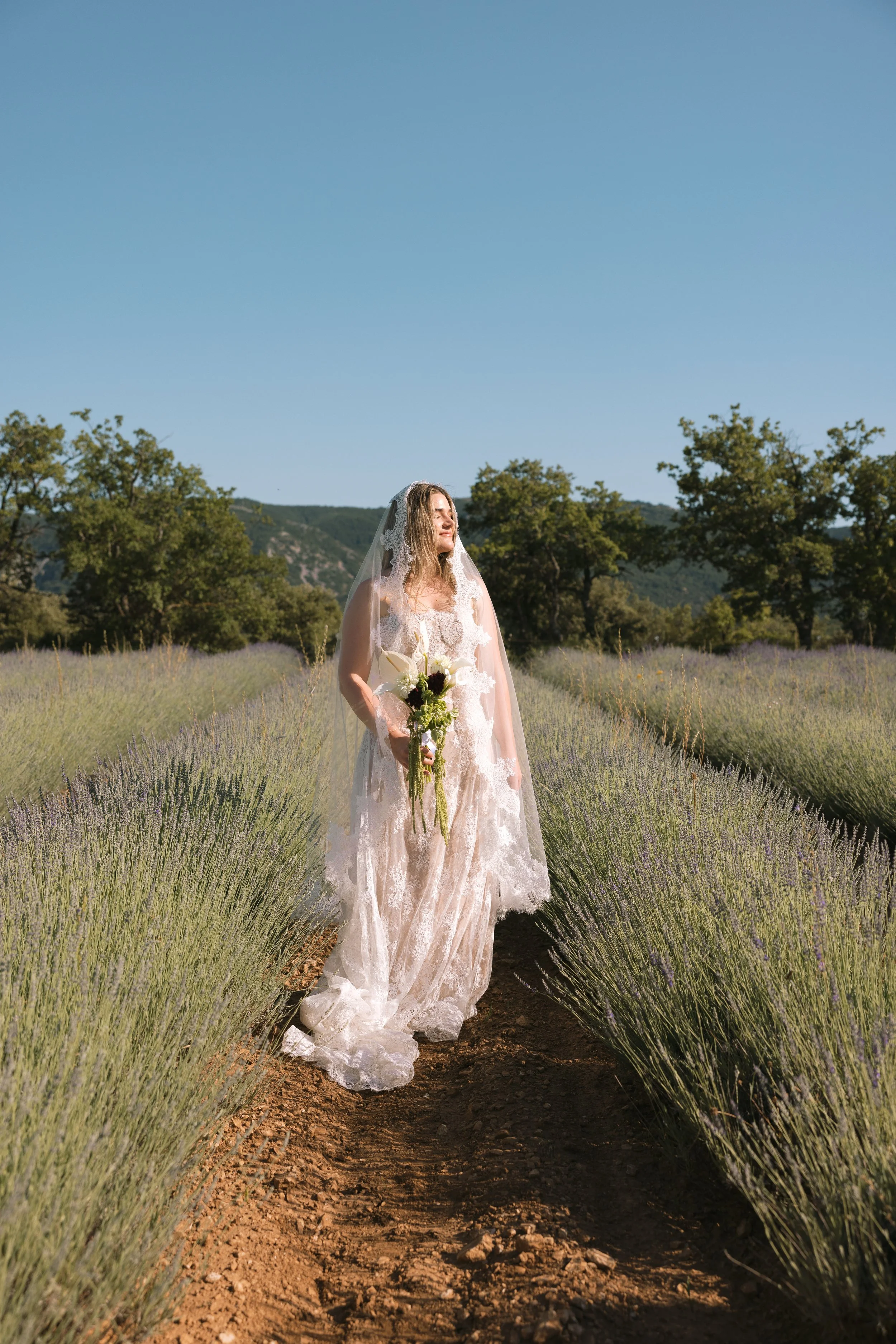 Liv&Logan-europe elopement-small-33.jpg