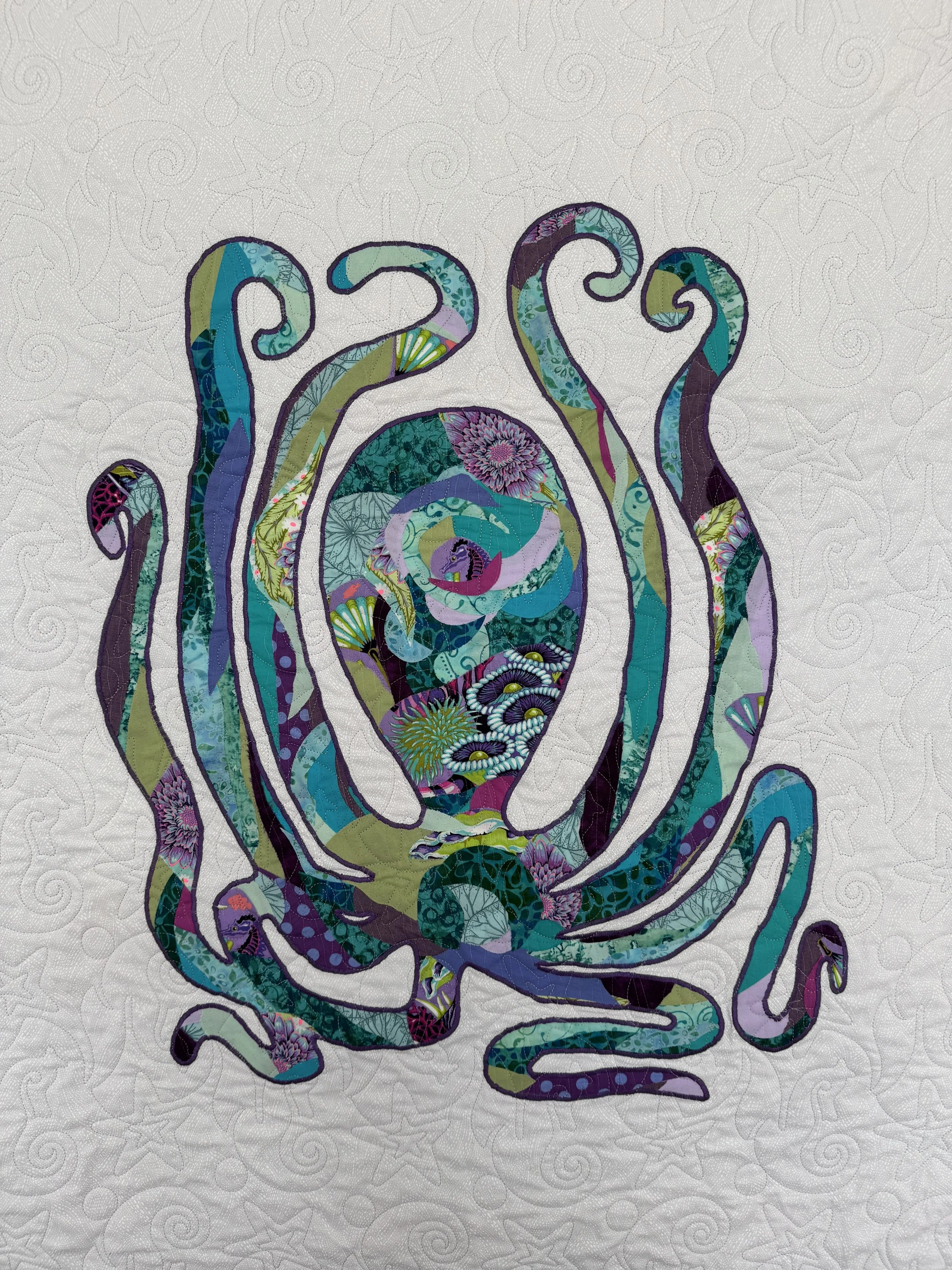 Custom Longarming with Mask Area - Multi-layer Raw Edge Applique with Satin Stitch