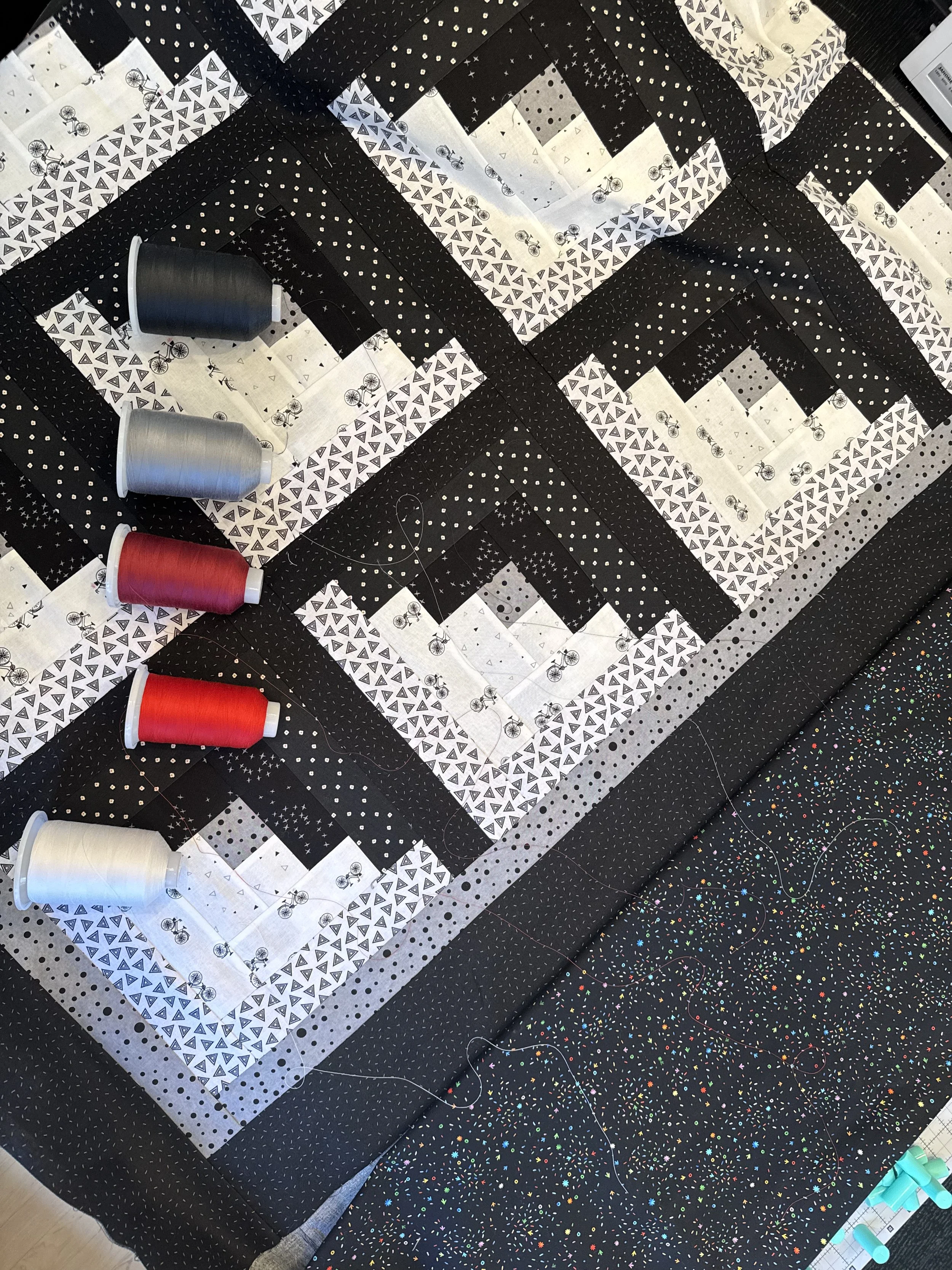Thread Auditions for Gift Quilt