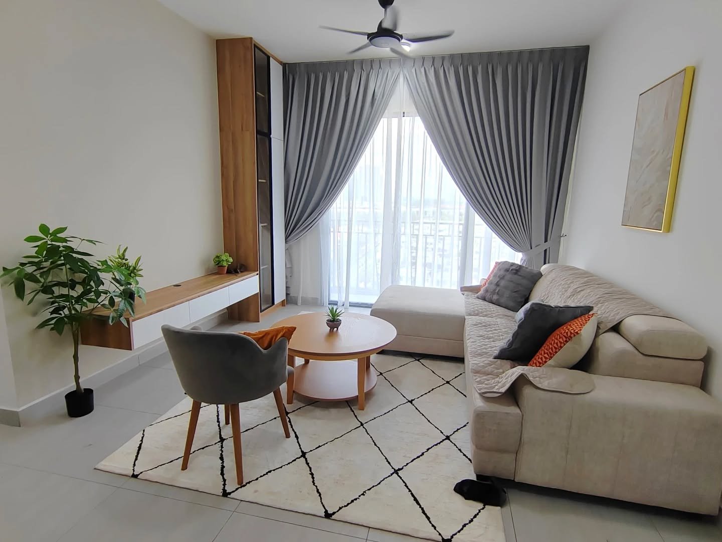 ✨ A New Home with Beautiful Japandi Vibes renovated for our clients🏡✨

Natural tones, clean lines, and a relaxing atmosphere, creating a space you&rsquo;ll love coming home to. 🤍
📍 Location: Tuai Residence &ndash; Type A
🏠 Size: 1109 sq ft (3 Bed