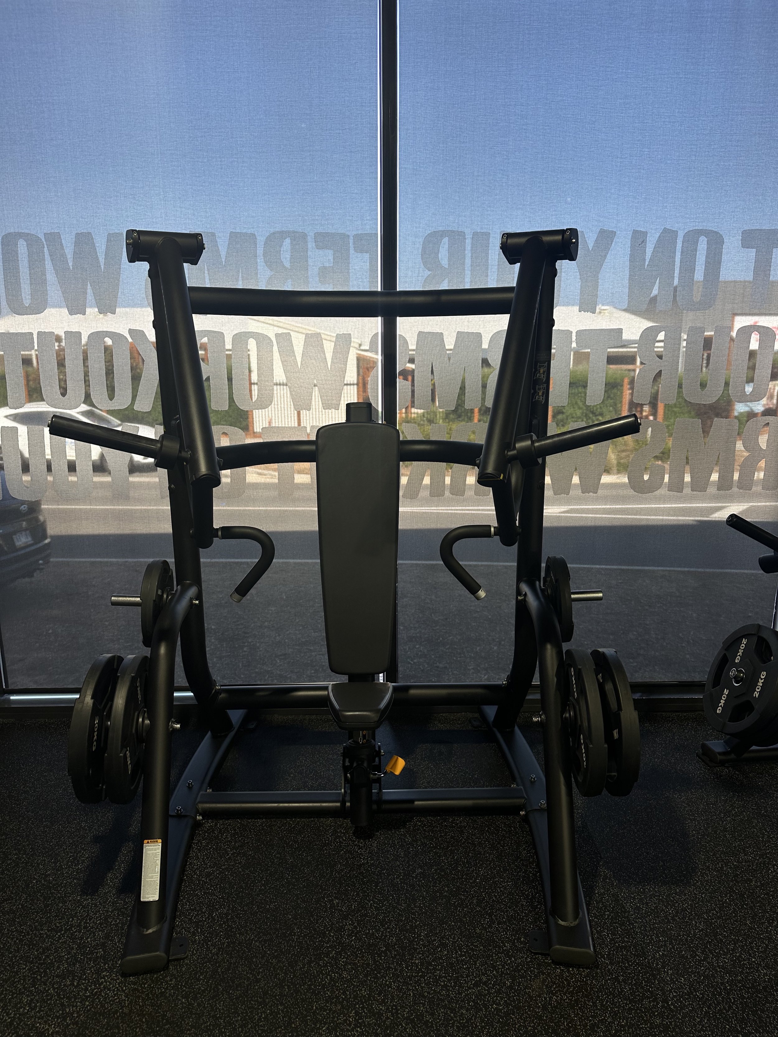 SEATED CHEST PRESS.jpg