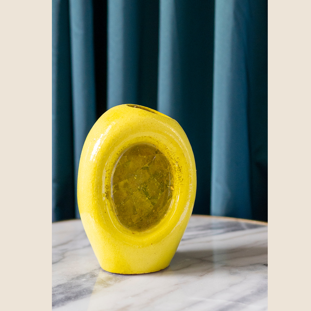 1970s Italy - Bitossi Londi Fritte yellow vase