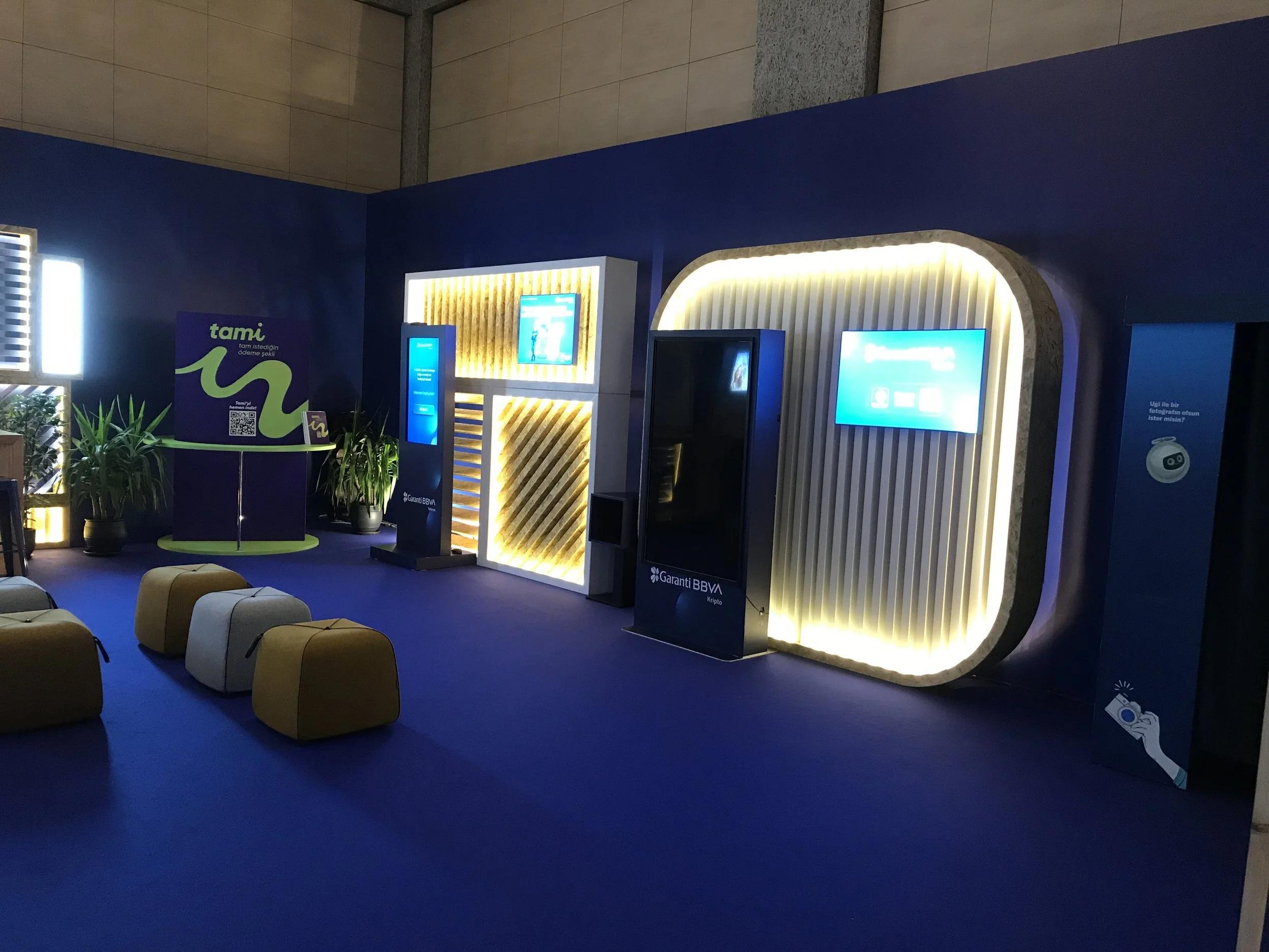 Stant Stand Etkinlik Tabela Lightbox Kiosk banko ışıklı  ledli küp