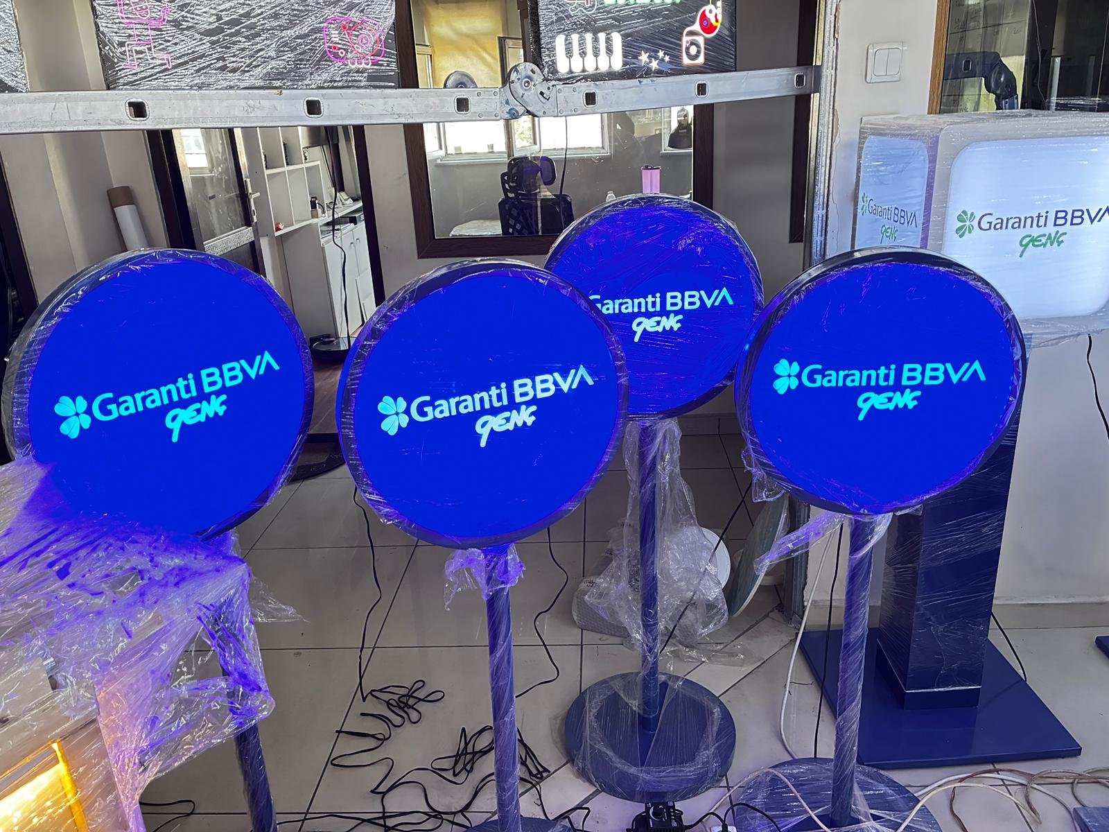 Stant Stand Etkinlik Tabela Lightbox Kiosk banko ışıklı  ledli küp