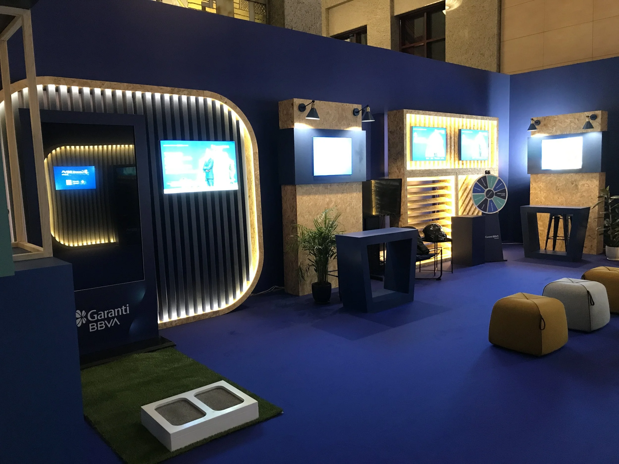 Stant Stand Etkinlik Tabela Lightbox Kiosk banko ışıklı  ledli küp