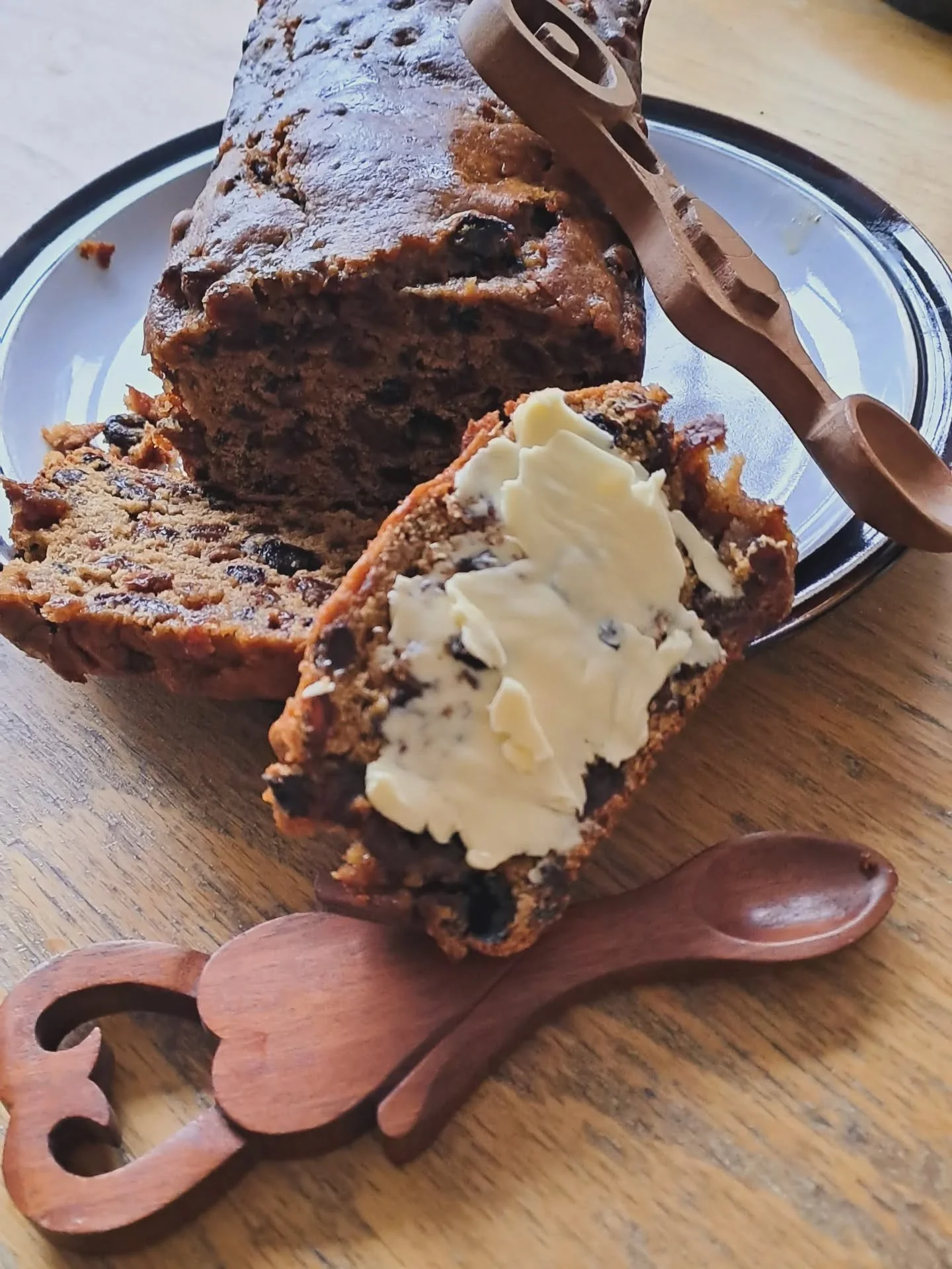 As a homage to my own heritage, I am pedaling&nbsp;Saint Dwynwen&nbsp;today. Her day falls on the same as Burns's big night, so she gets a little overshadowed.

She is the patron saint of lovers, a 5th century princess. To cut a long story short, her