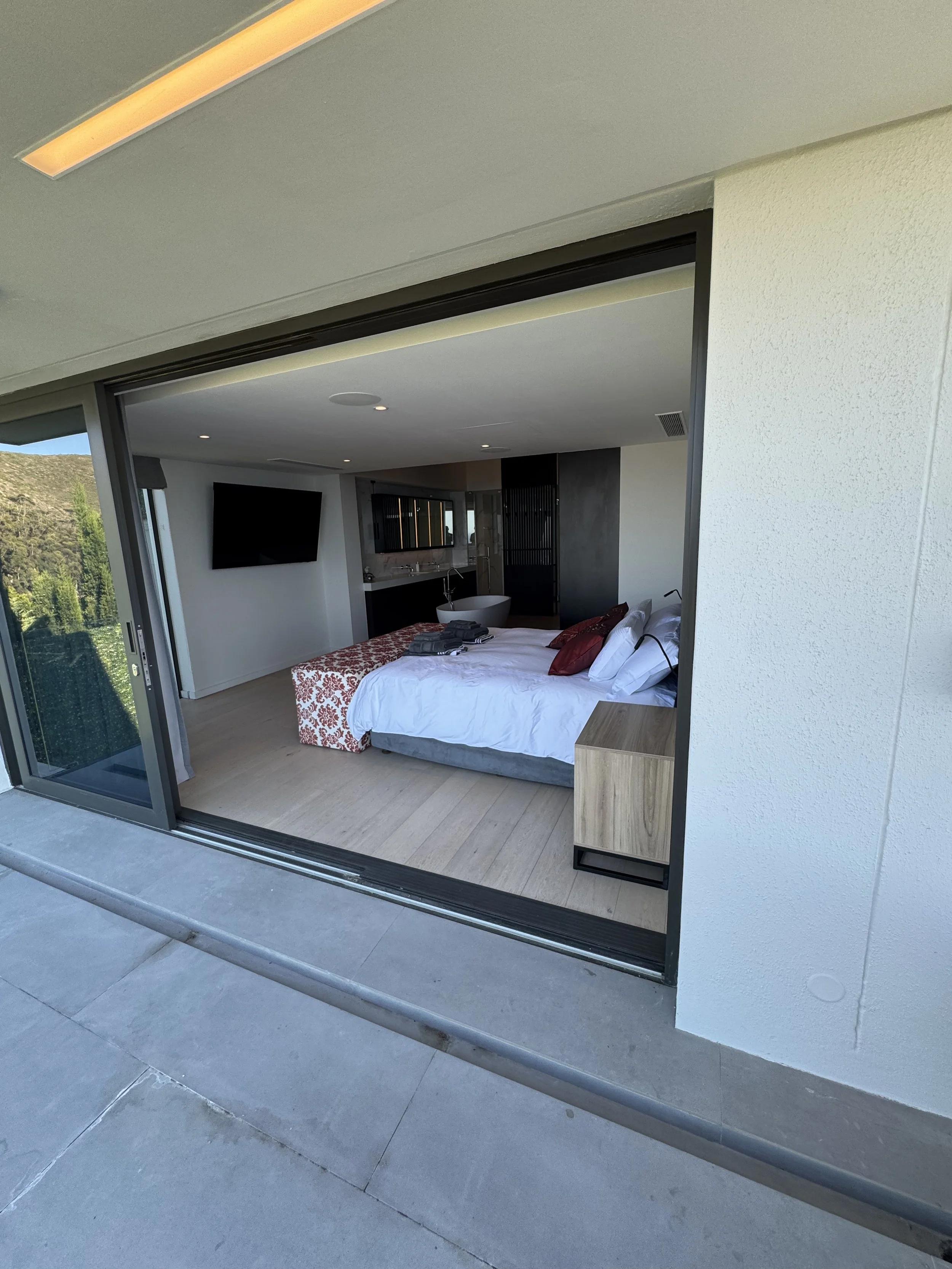 Mai bedroom from Patio