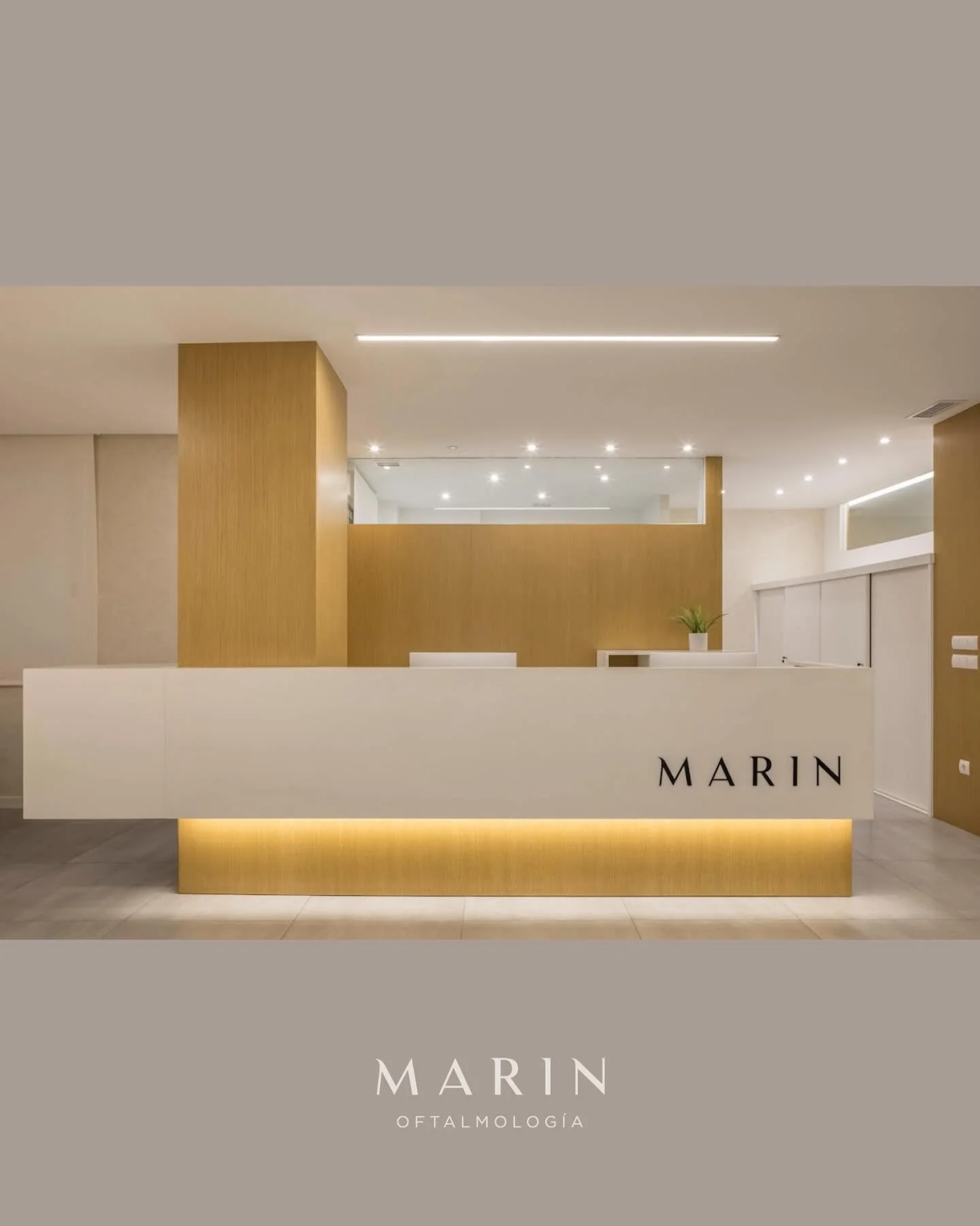 ✨Bienvenidos a nuestras instalaciones ✨

En Mar&iacute;n Oftalmolog&iacute;a nos preocupamos por tu salud visual en un espacio moderno, c&oacute;modo y equipado con la &uacute;ltima tecnolog&iacute;a.

Tu visi&oacute;n merece lo mejor, y aqu&iacute; 