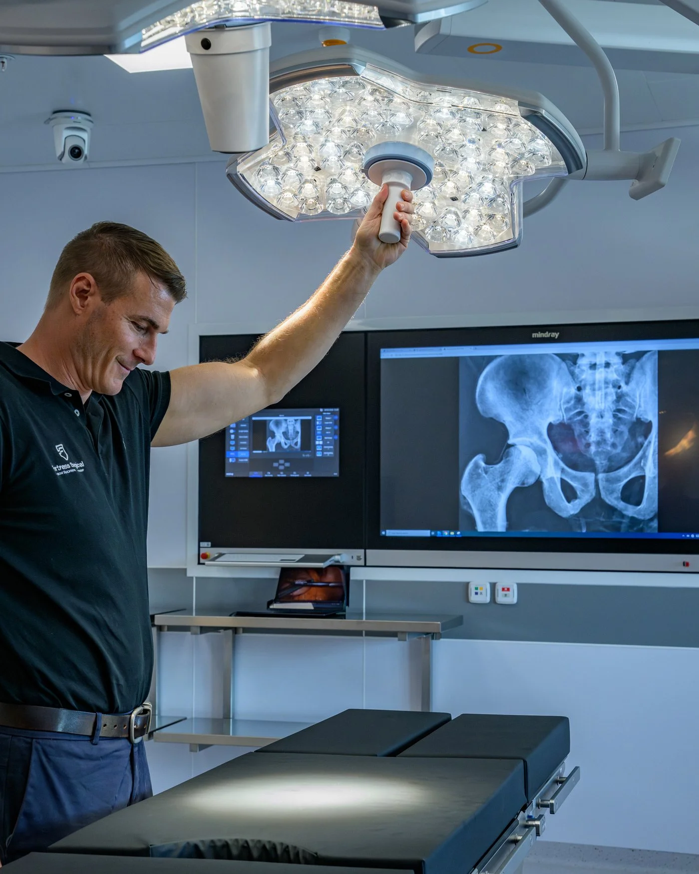 fortress-surgical-contact-us.jpg