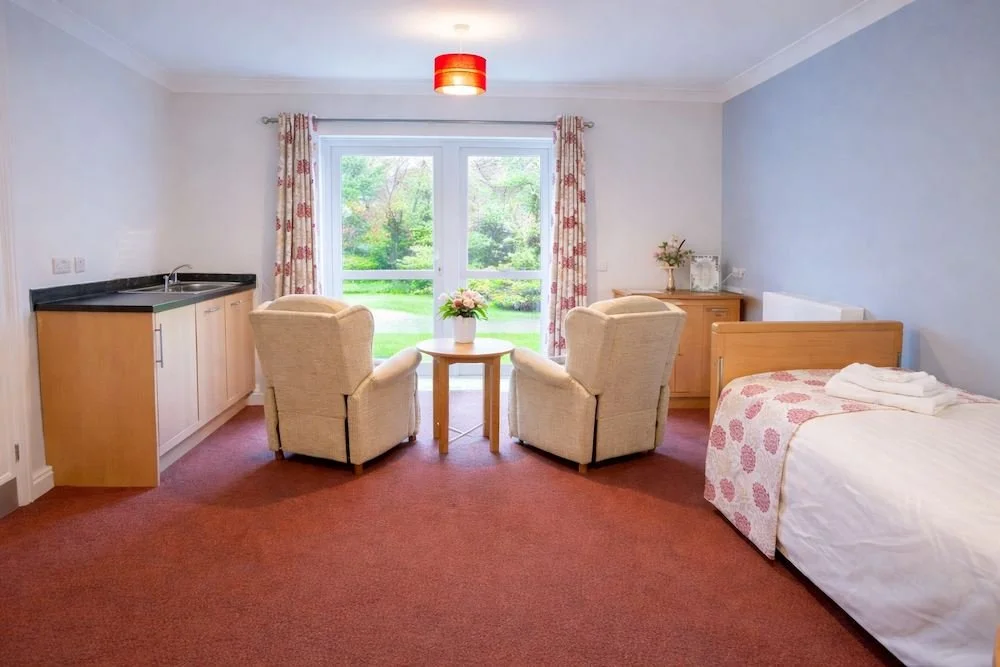 woodlands accommodation bedroom from serencroft