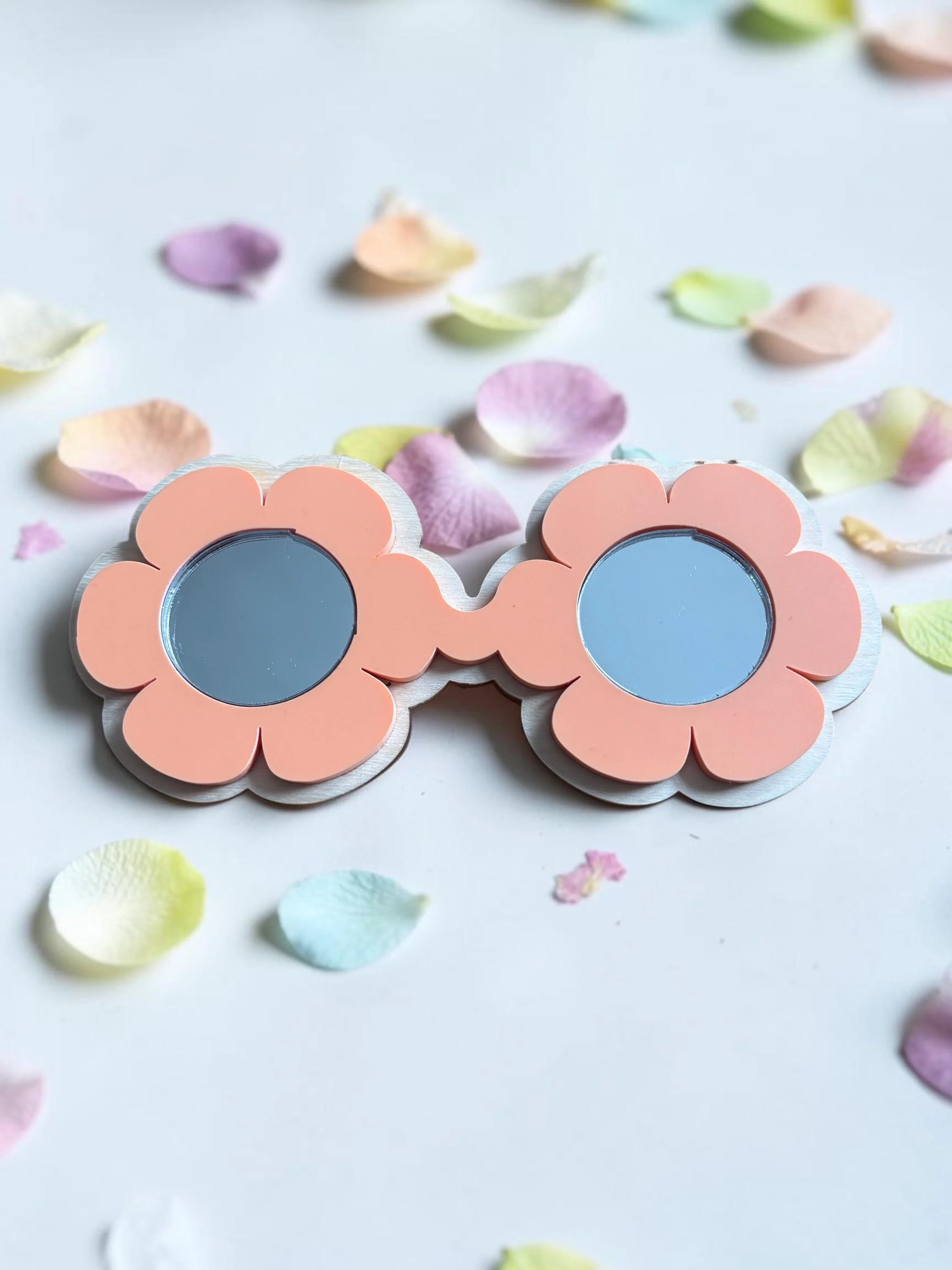 Groovy Sun Glasses