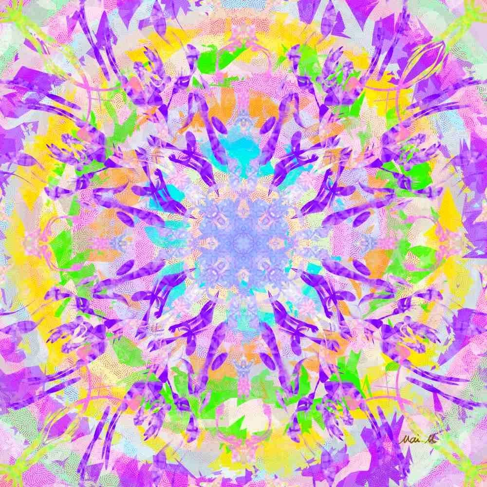 基本価格　30000JPYC　　宝生ーHōshō　　鳳凰の絵を見たら頭の中に仏様の姿が浮かんできて、どの仏様か調べているときに、光明真言というものの中に「マニ」という言葉を見つけました。私の名前に似ているということに親近感を覚えて、「マニ」が意味する宝生如来さまをイメージしながら描きました。「マニ」が宝生如来さまを意味しているのではないかというこの解釈は諸説あるようです。