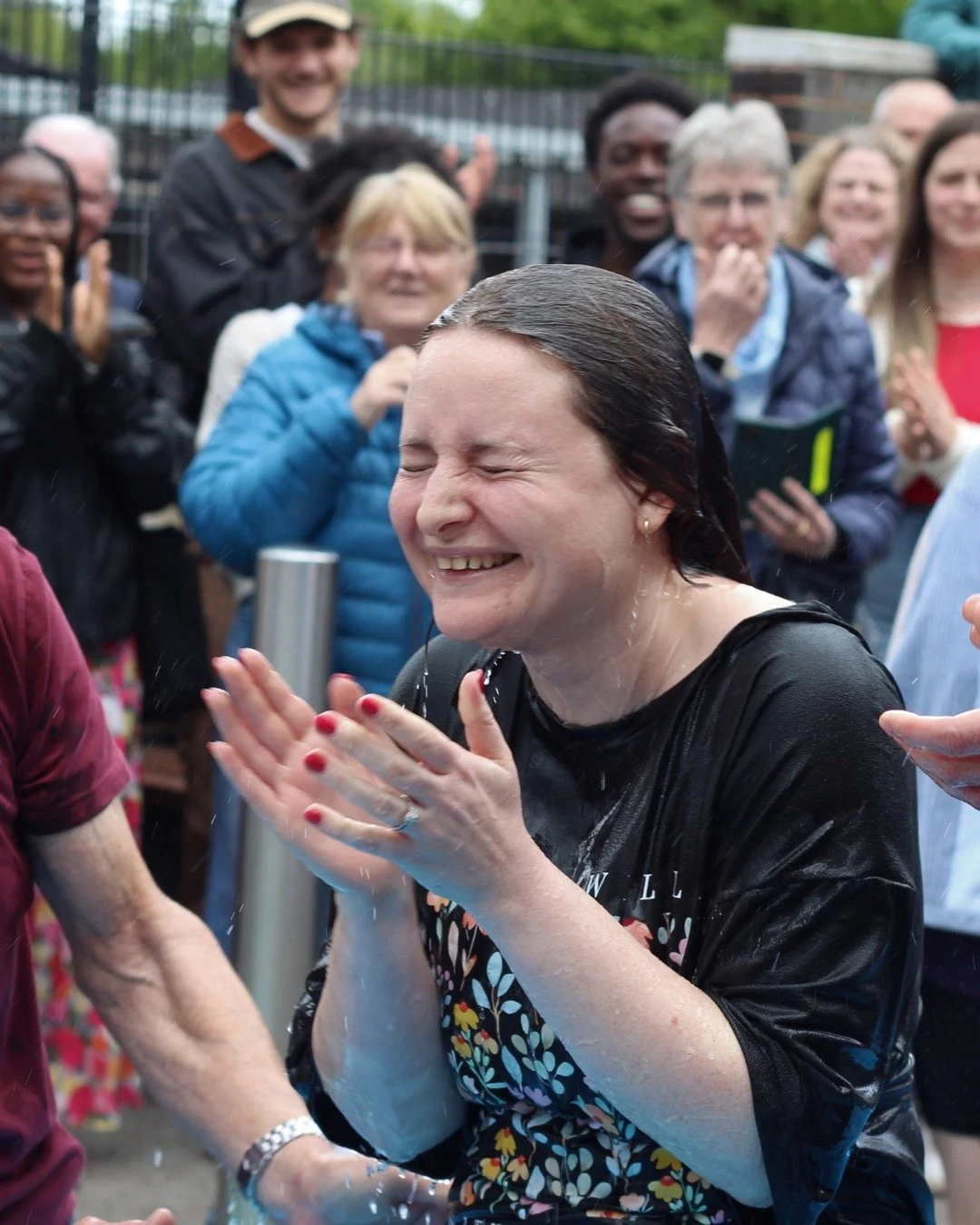 We had such a joyful time at our baptisms last Sunday -  celebrating 5 lives beautifully transformed by Jesus! 🕊🫶

Thank you to everyone who came along to support and encourage them on such a special day. 🎉

#Baptisms #Newlife #BaptismSunday #Taun