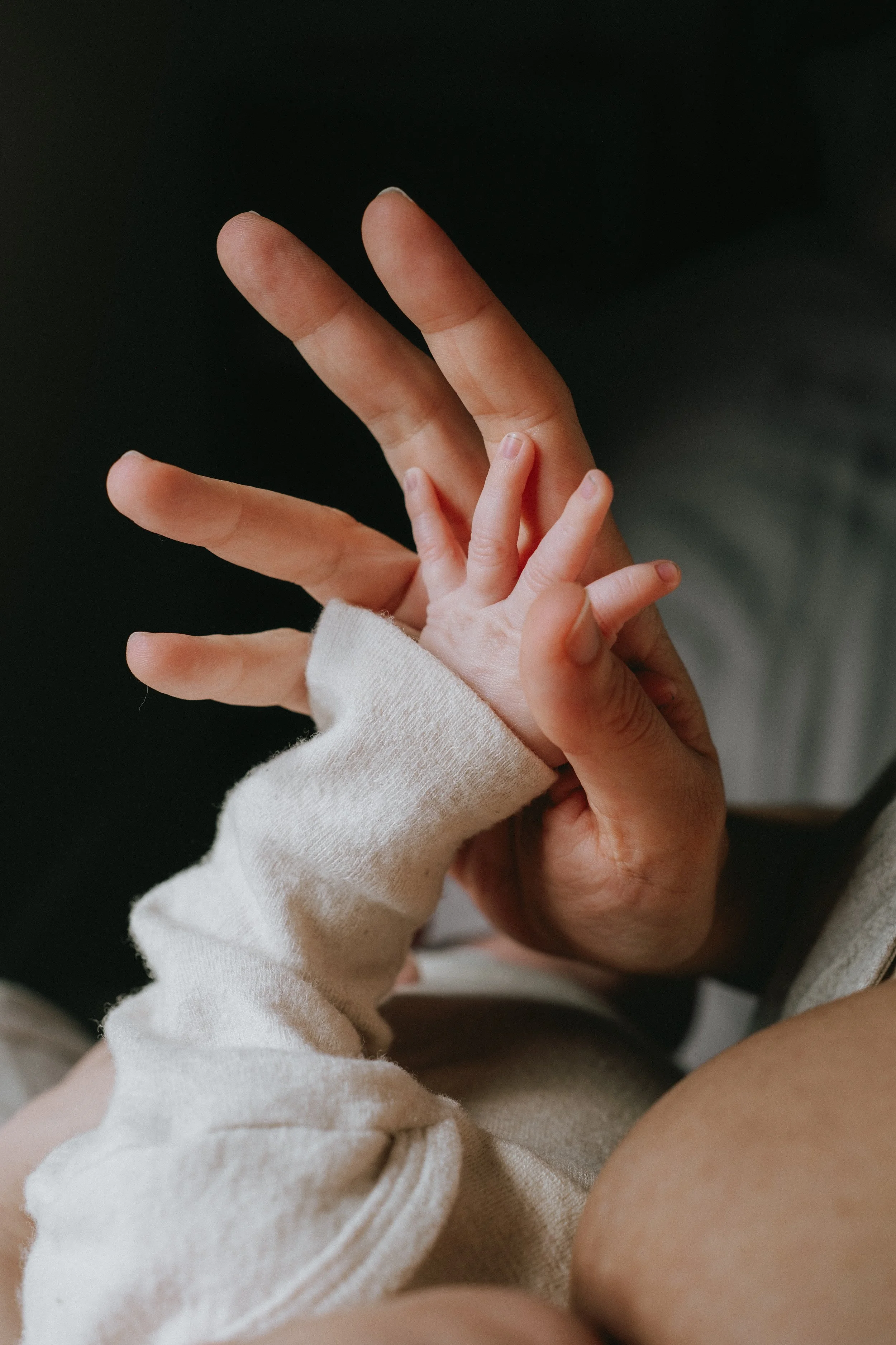 Rachel_Newborn_Home_Photography-61.jpeg