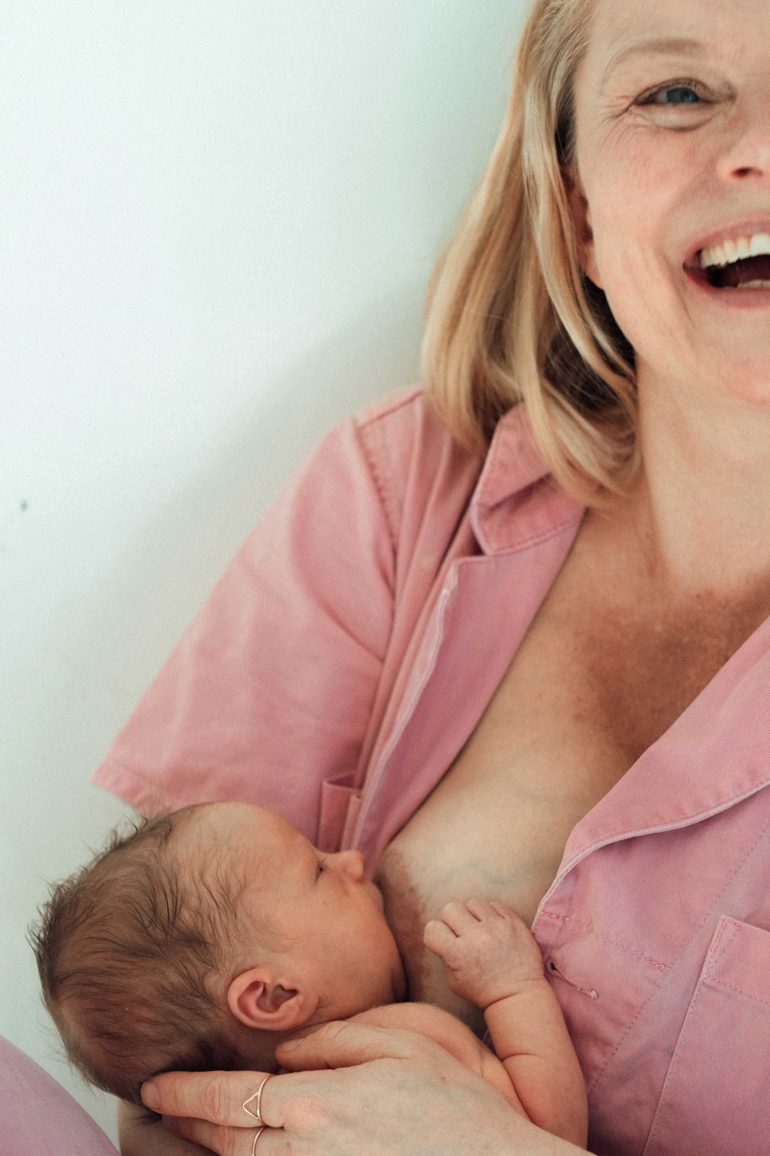 photographer_eastsussex_women_postpartum_newborn-182.jpg