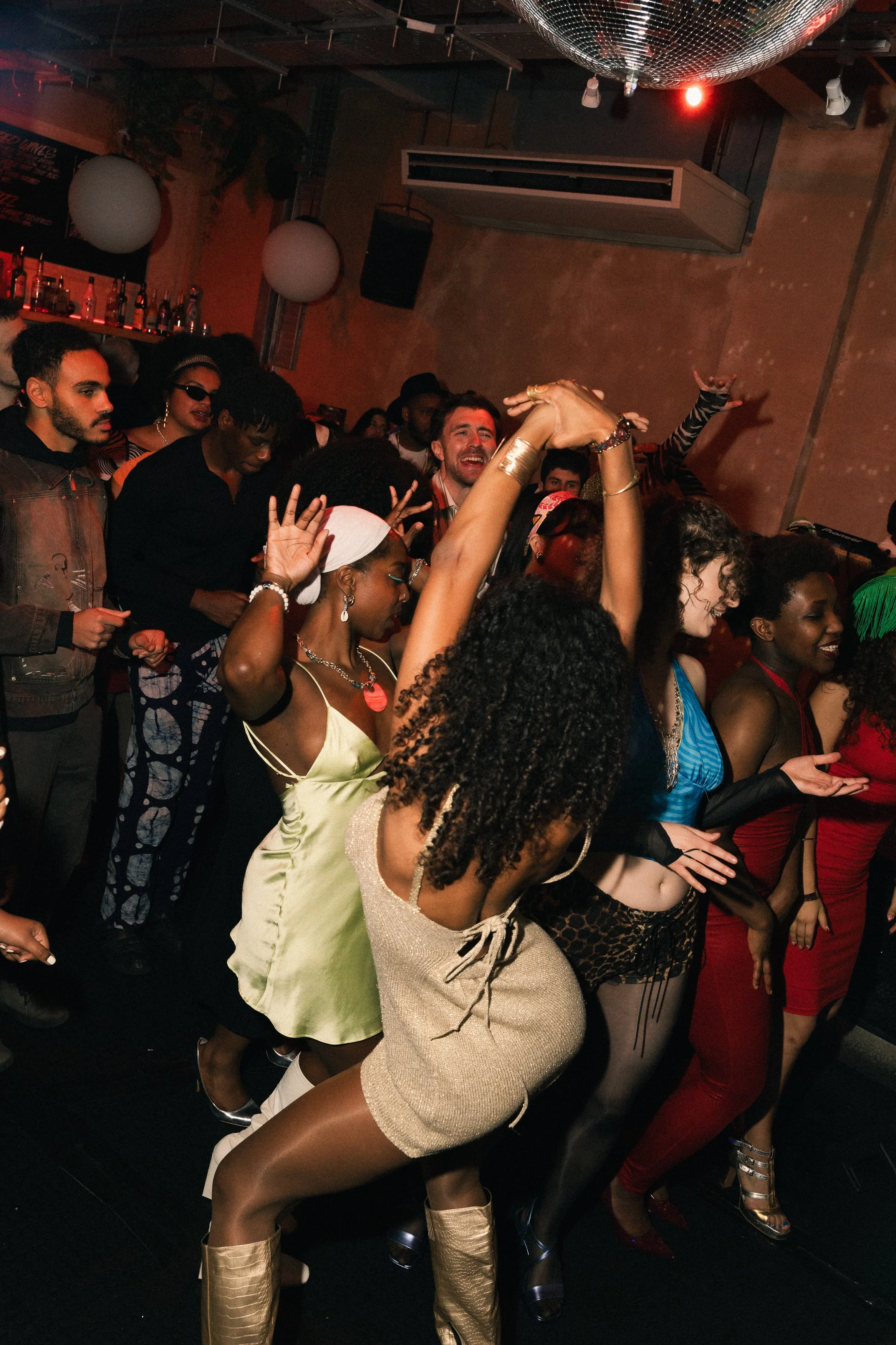 rolandak | DFE Disco All | HQ-135.jpg