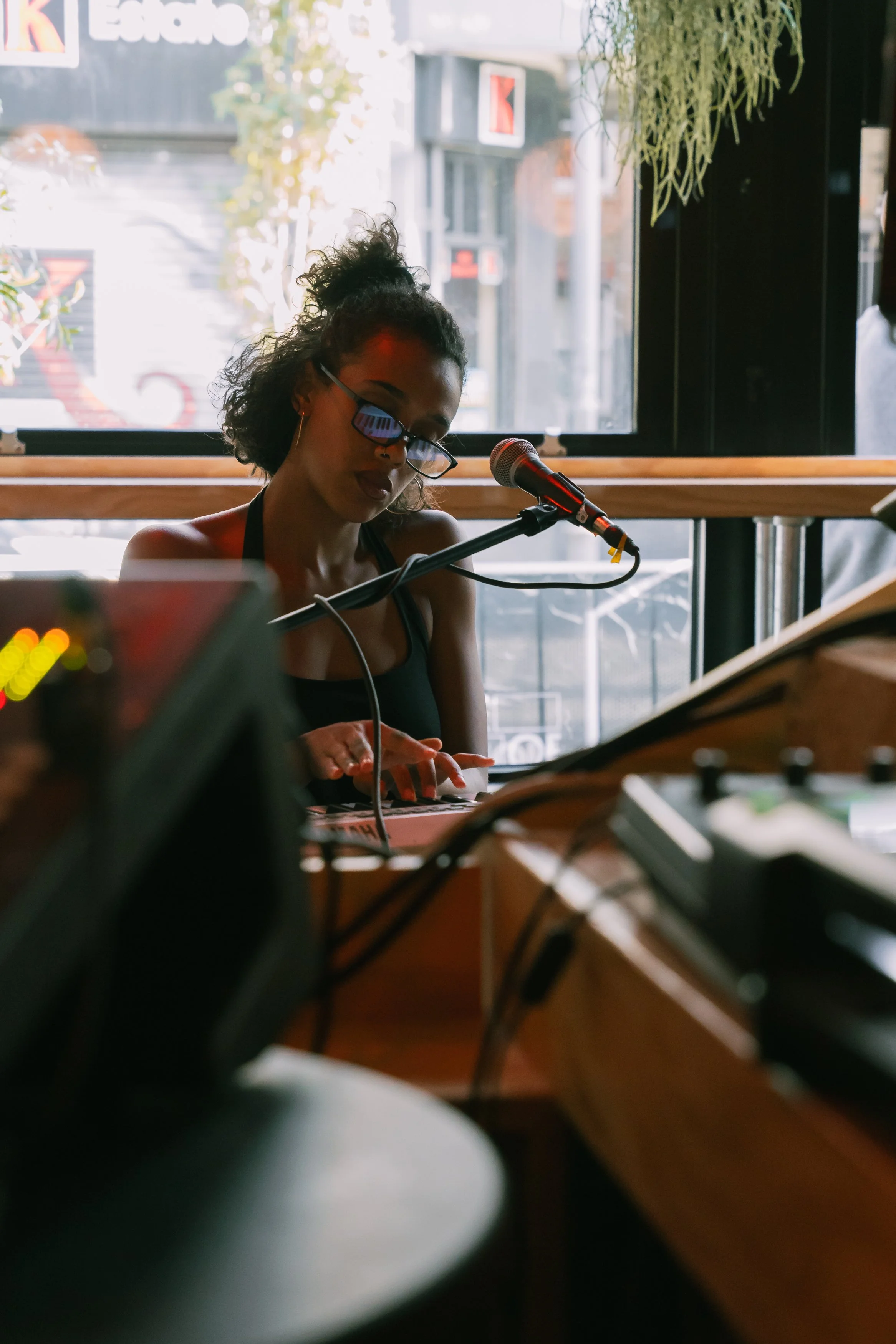 rolandak | Dancefloor Education Vol 1 | HQ-1 (07188).jpg