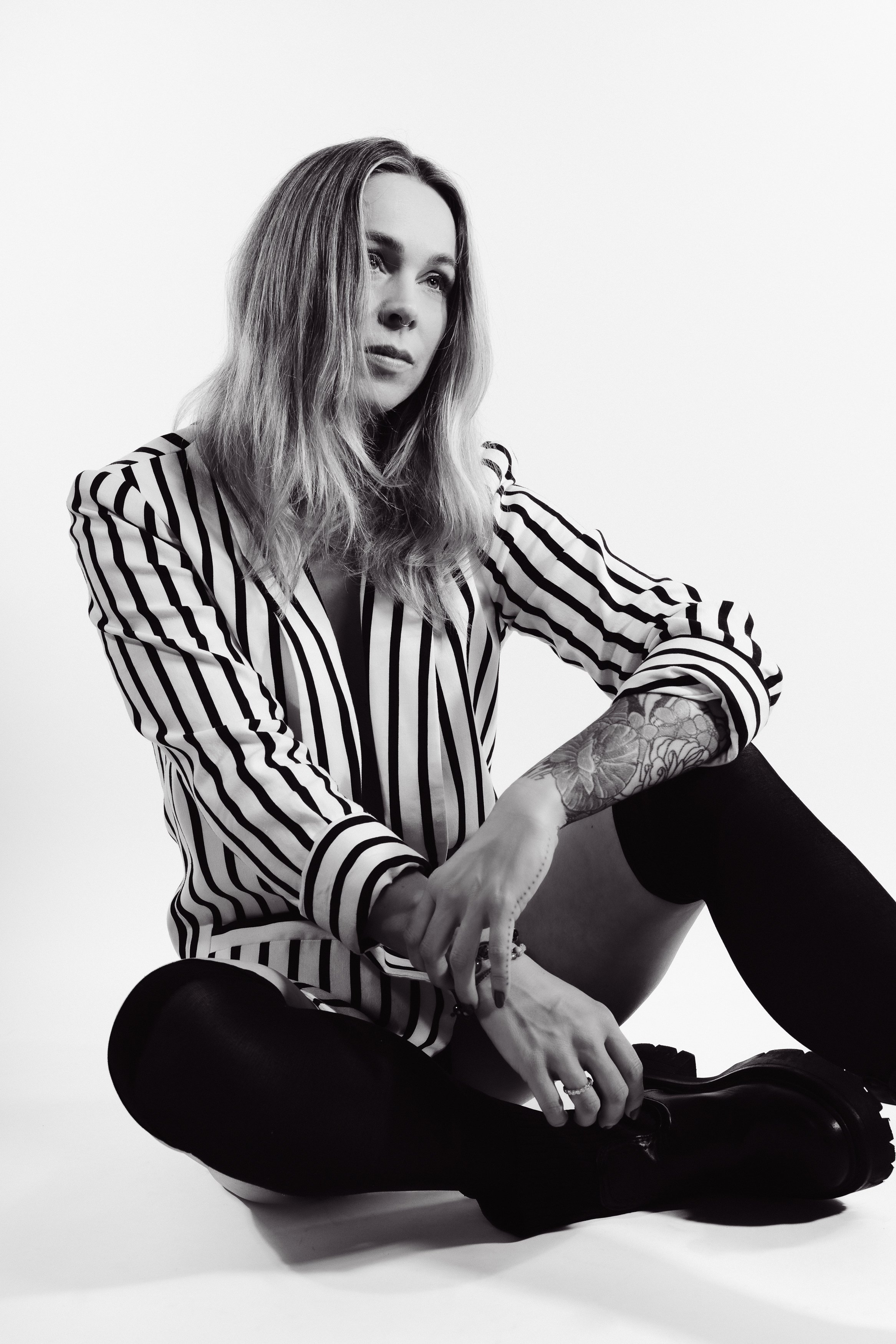 rolandak | Raven Music | HQ-11 (057BW).jpg