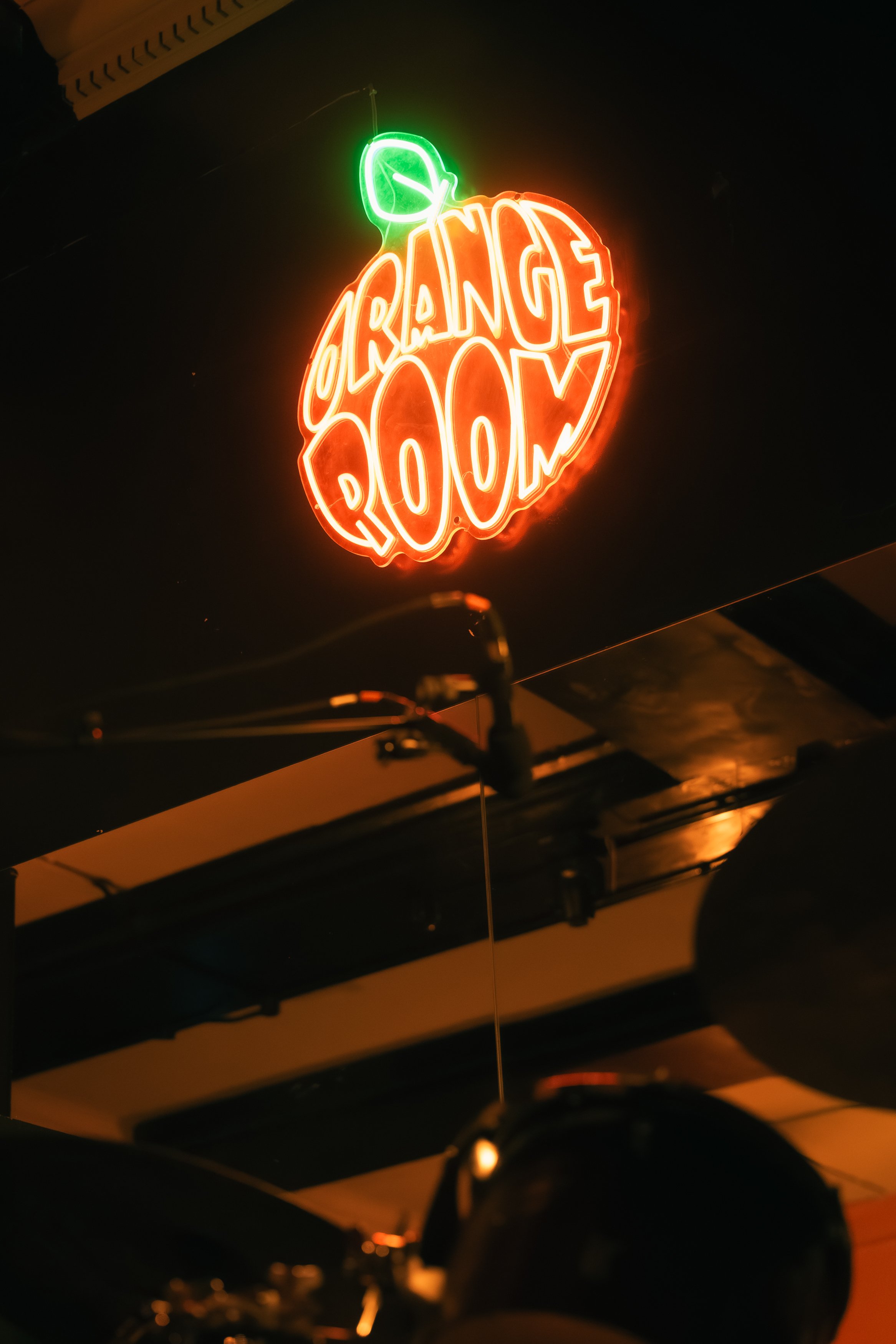 rolandak | FP @ The Orange Room | HQ-1.jpg