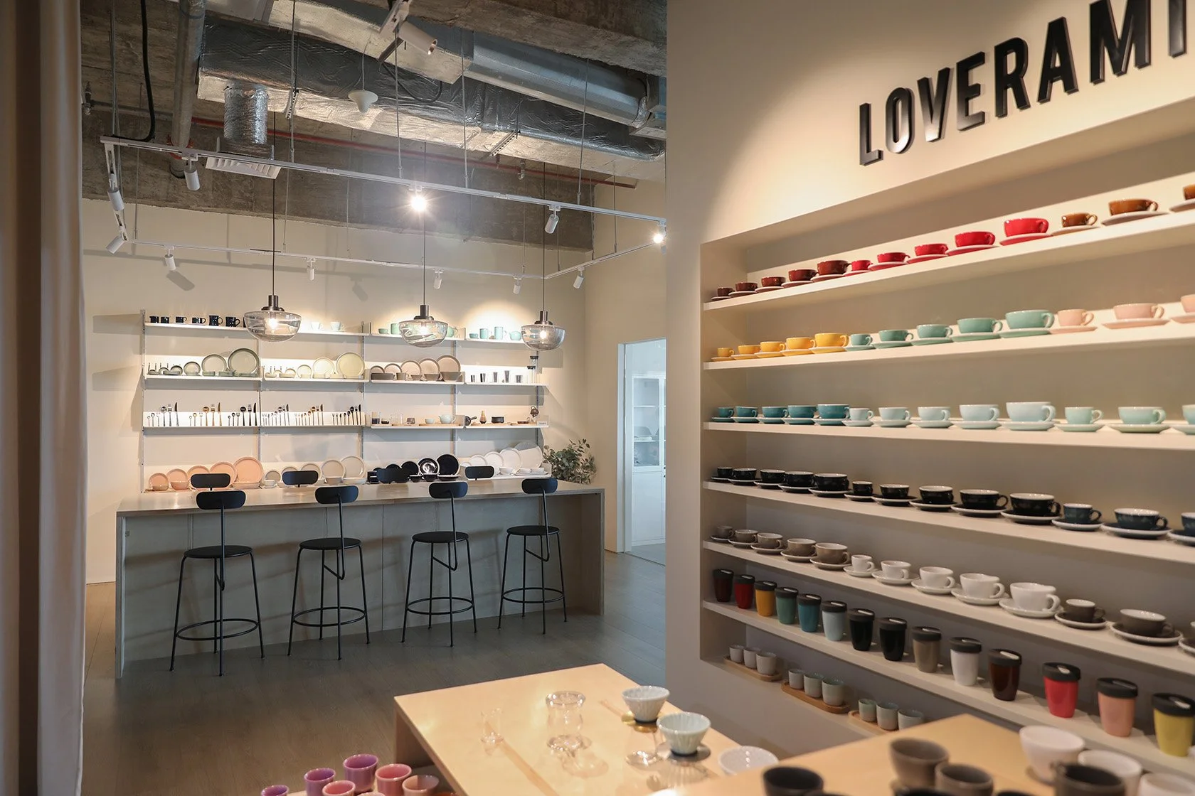 Loveramics SZ Office - Neutra Architects 28.jpg