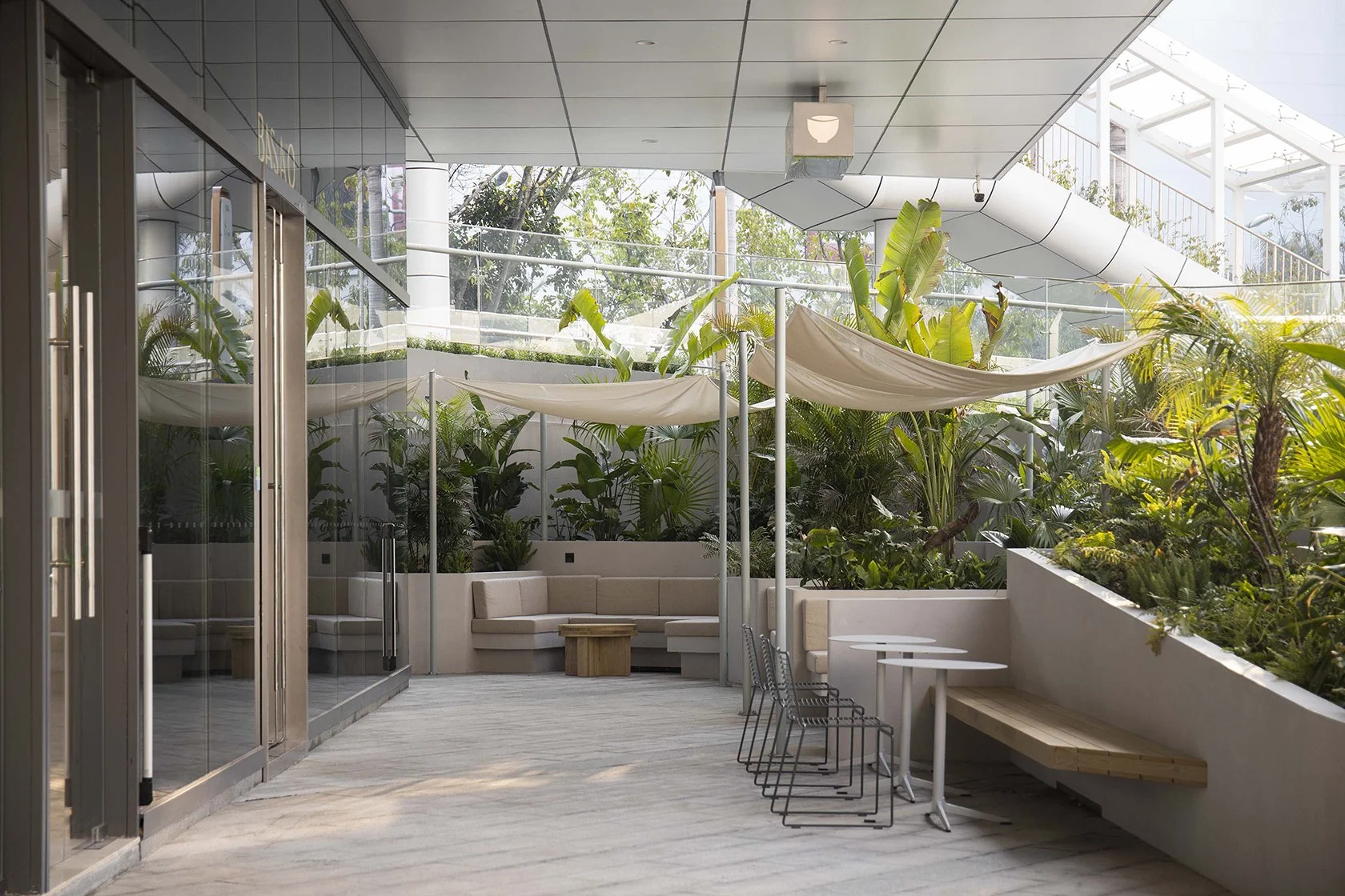 Basao Xiamen SM - Neutra Architects 11.jpg