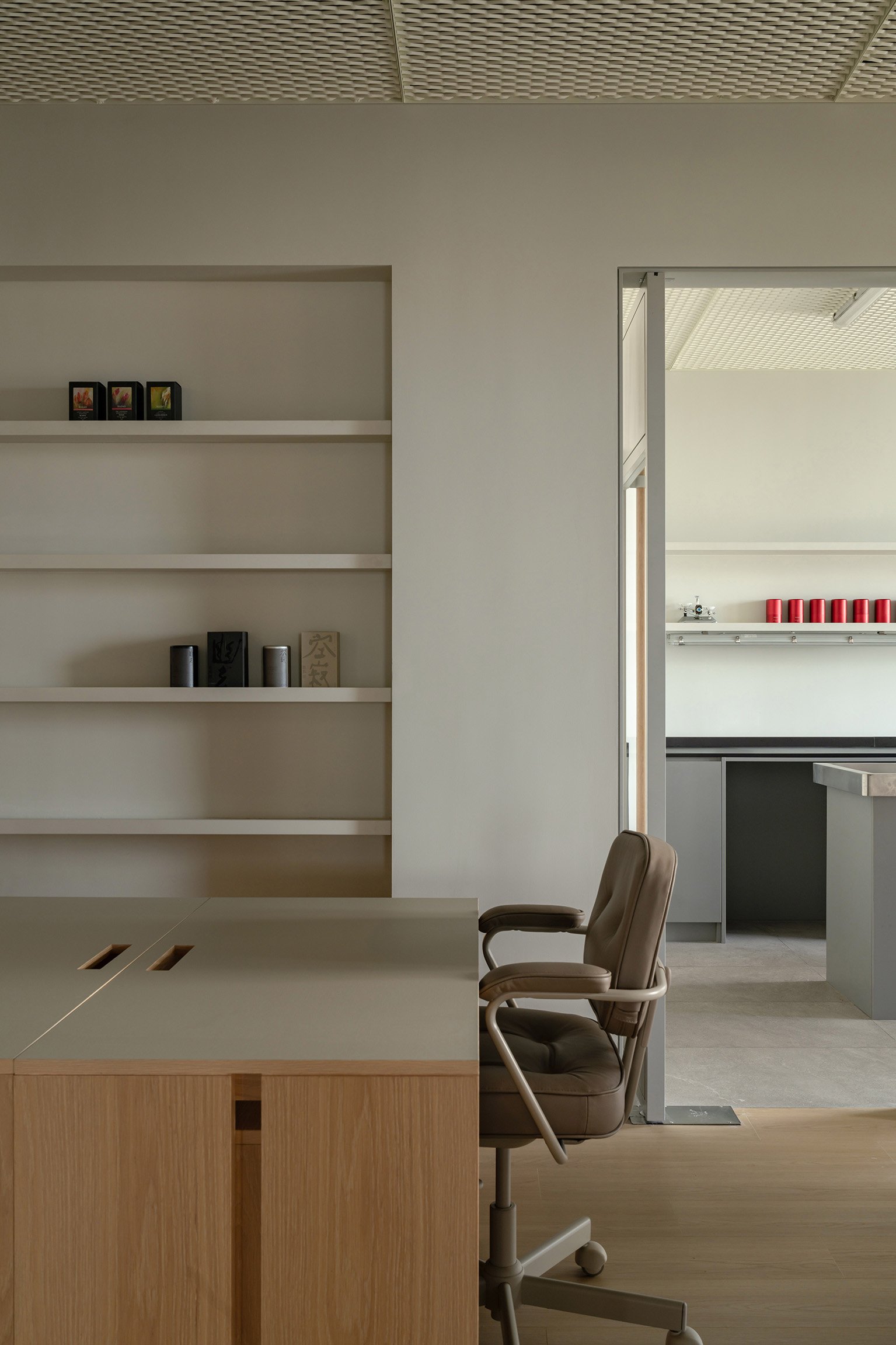 Basao Office - Neutra Architects 13.jpg