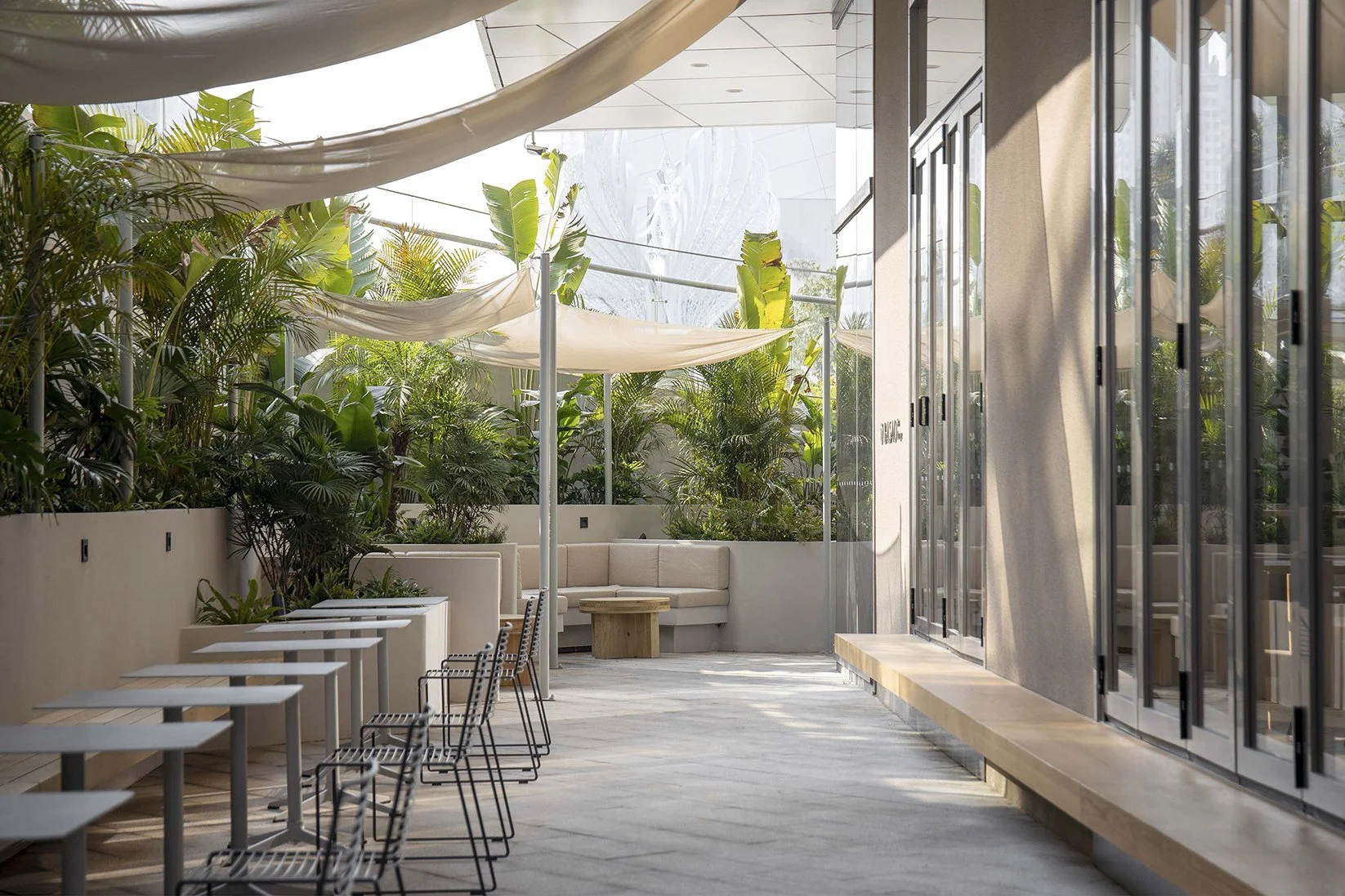 Basao Xiamen SM - Neutra Architects 14.jpg