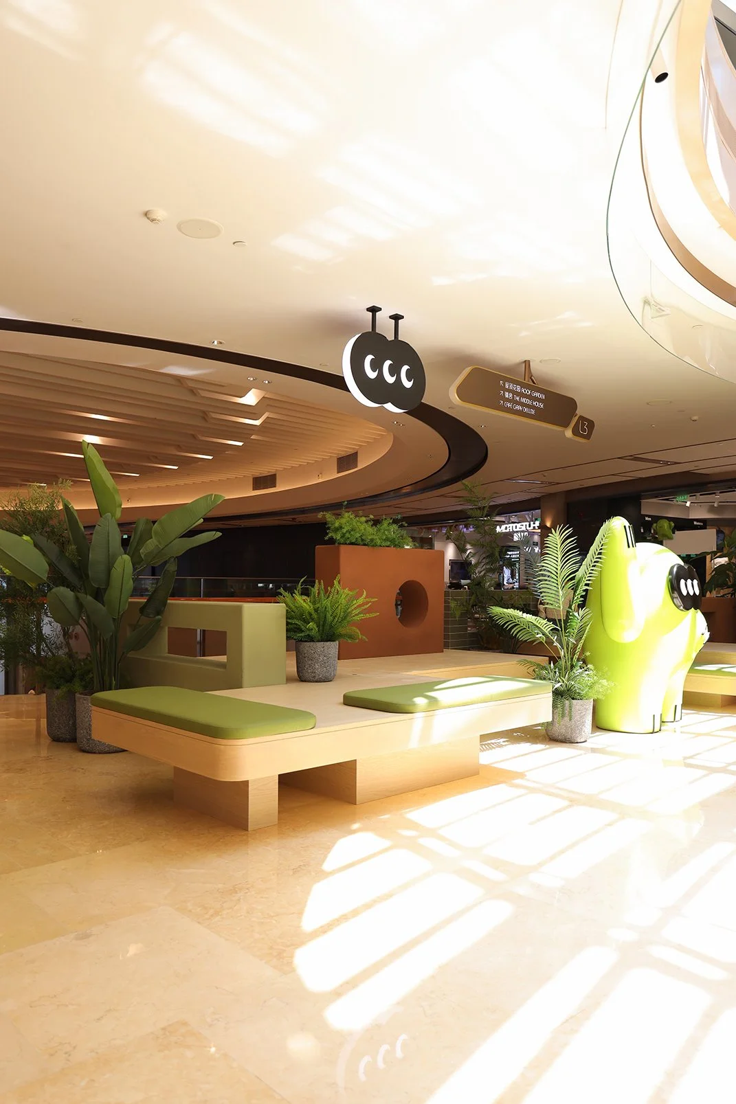 HunJuice SH - Neutra Architects 9.jpg