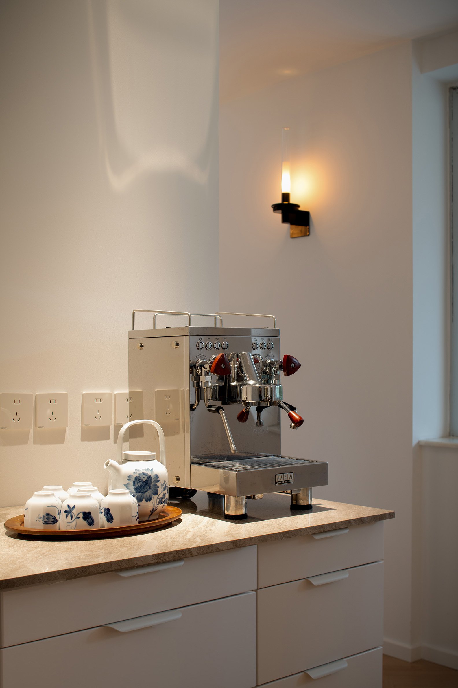 LH BJ Office - Neutra Architects 7.jpg