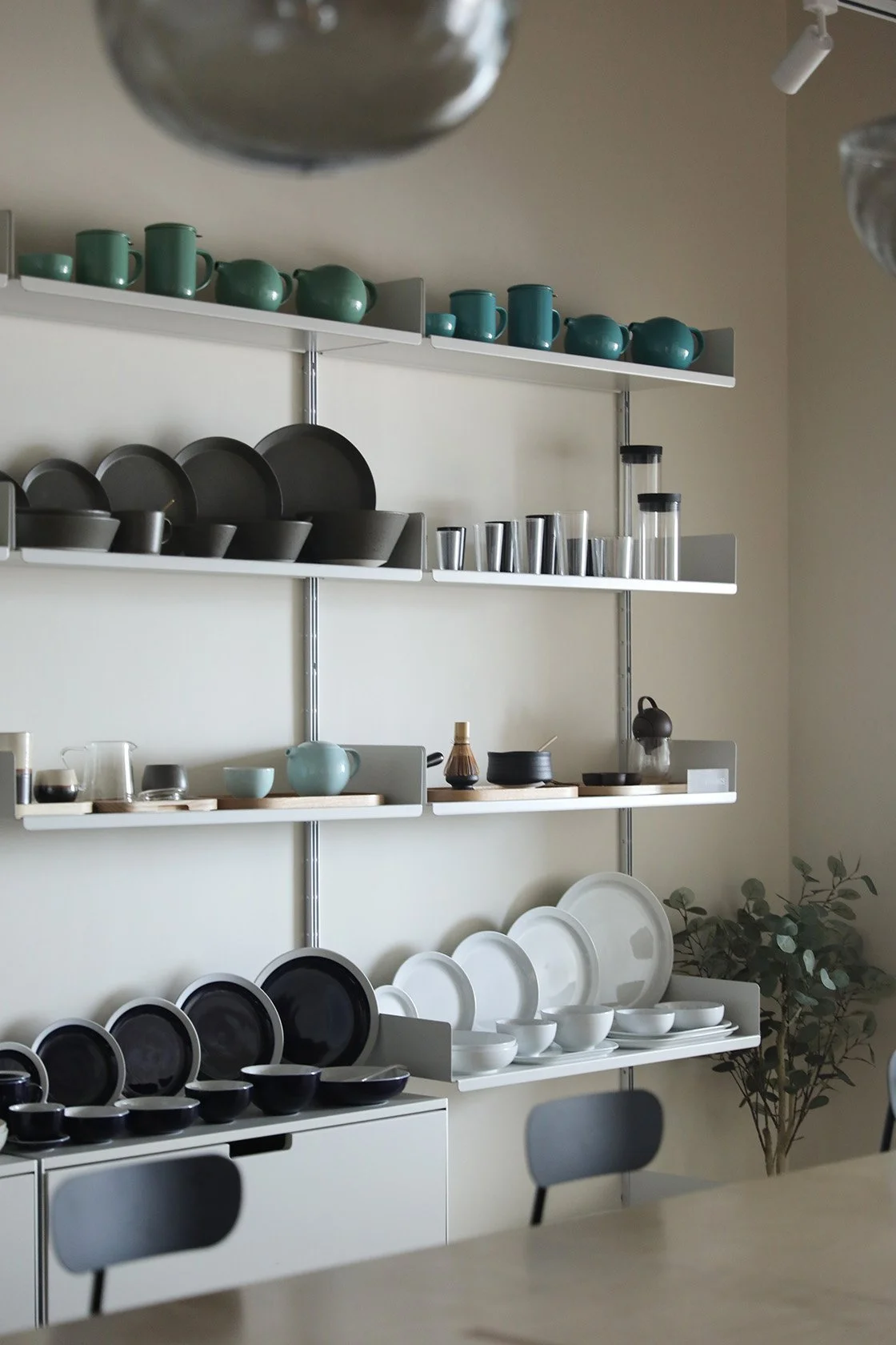 Loveramics SZ Office - Neutra Architects 26.jpg