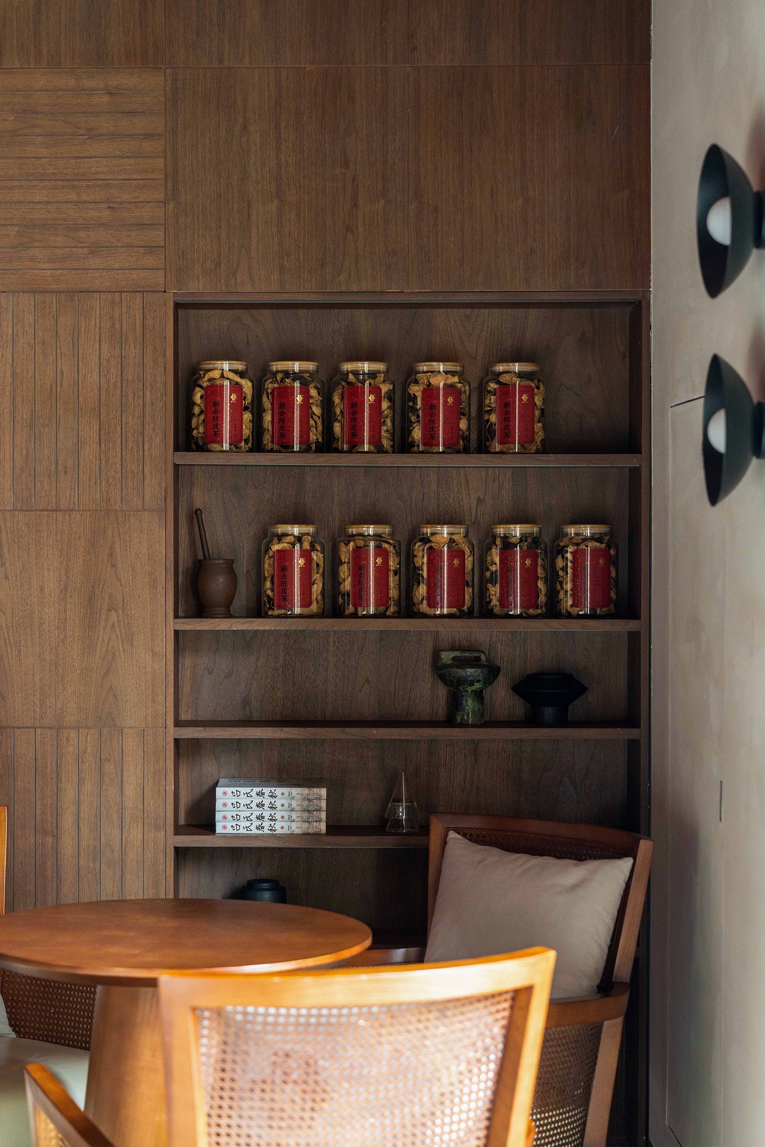 Liangjiyoufang SZU - Neutra Architects 16.jpg