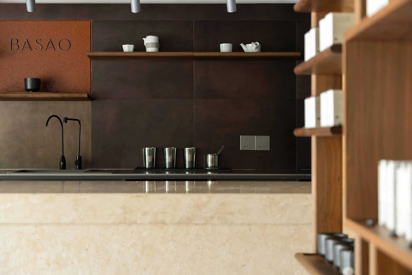 Basao HAI550 - Neutra Architects 7.jpg