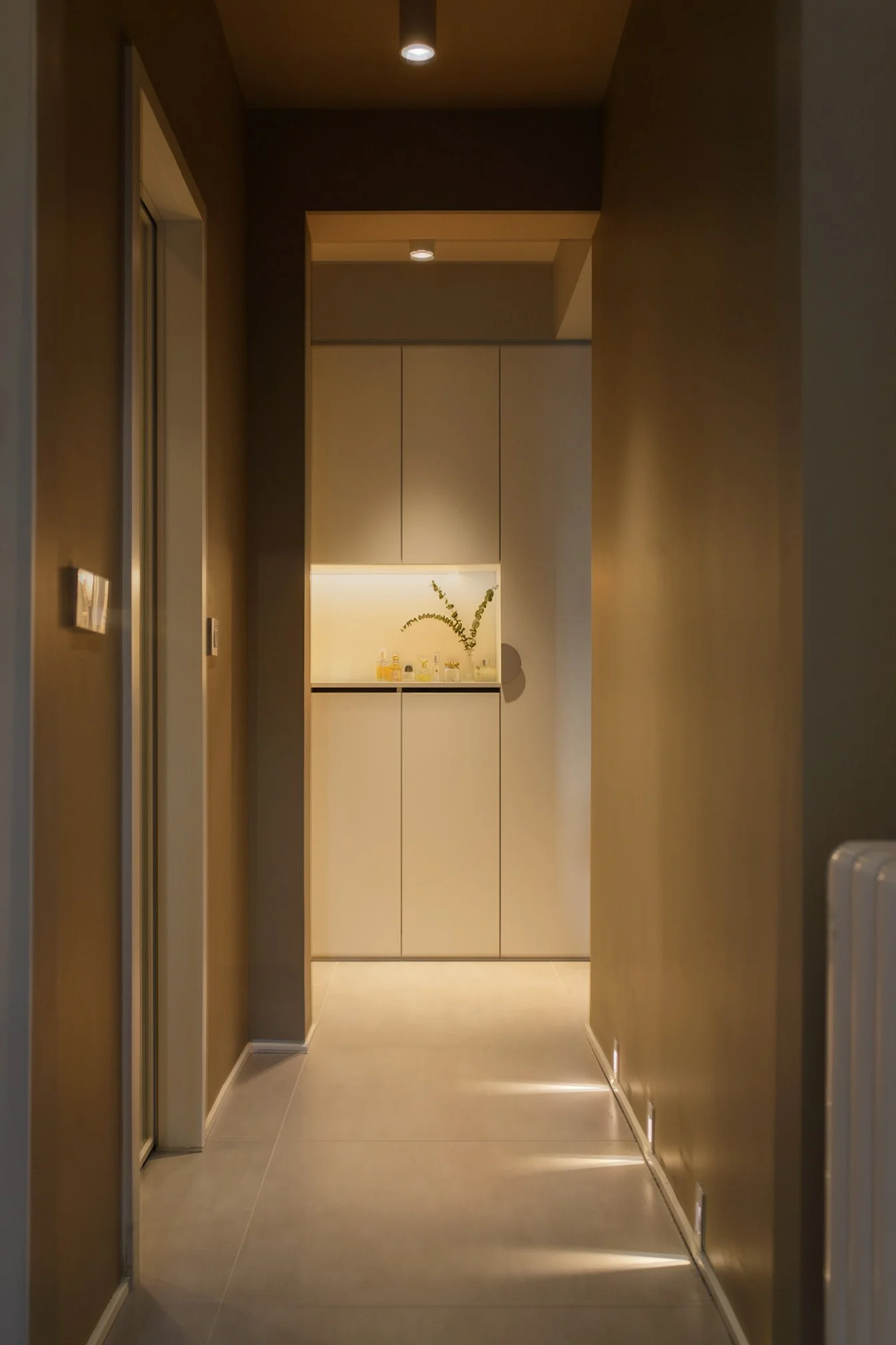 Apartment Jocelyn - Neutra Architects 6.jpg