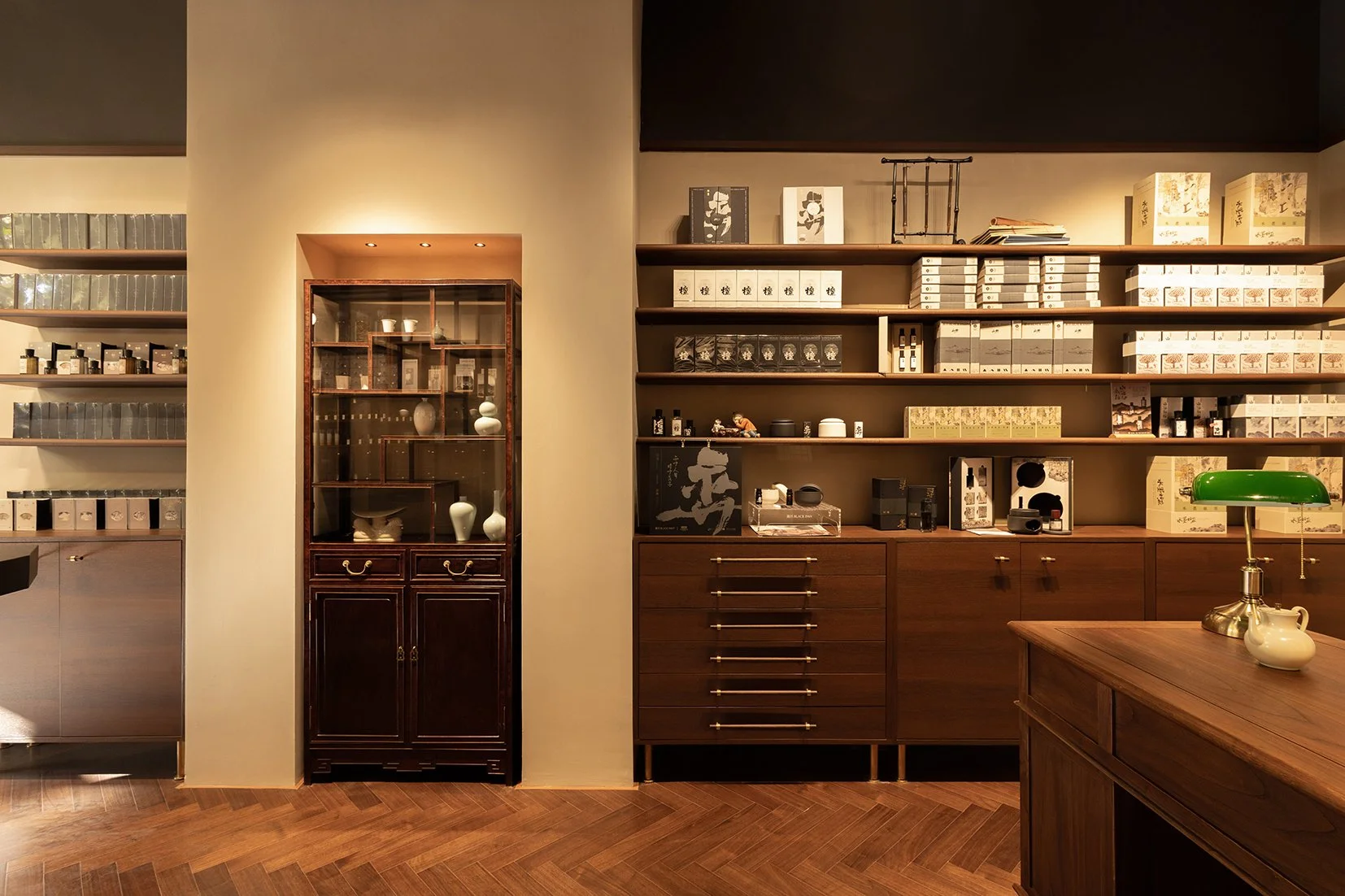 Black Paw SH - Neutra Architects 8.jpg