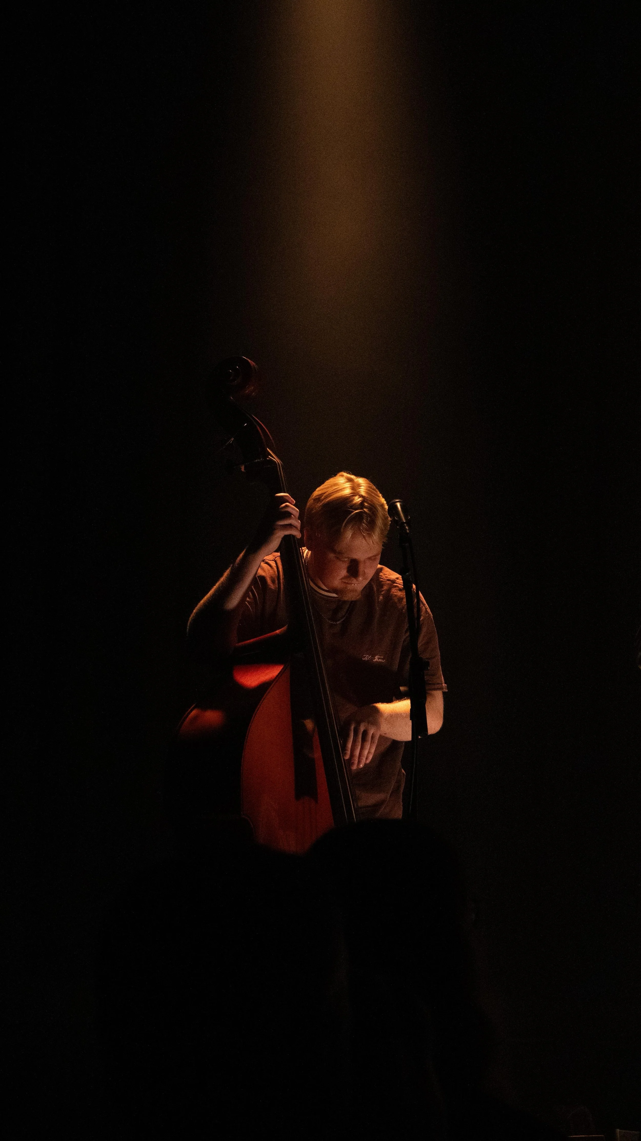 "Ik Wasser" ft. Robin Borsboom