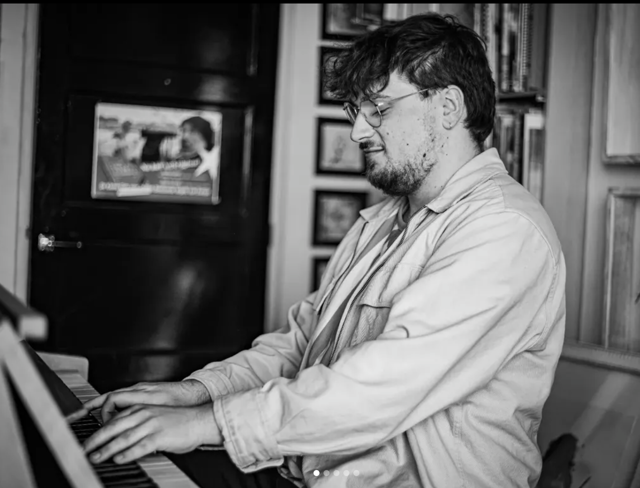 "Ik Wasser" ft. Igor Herstel