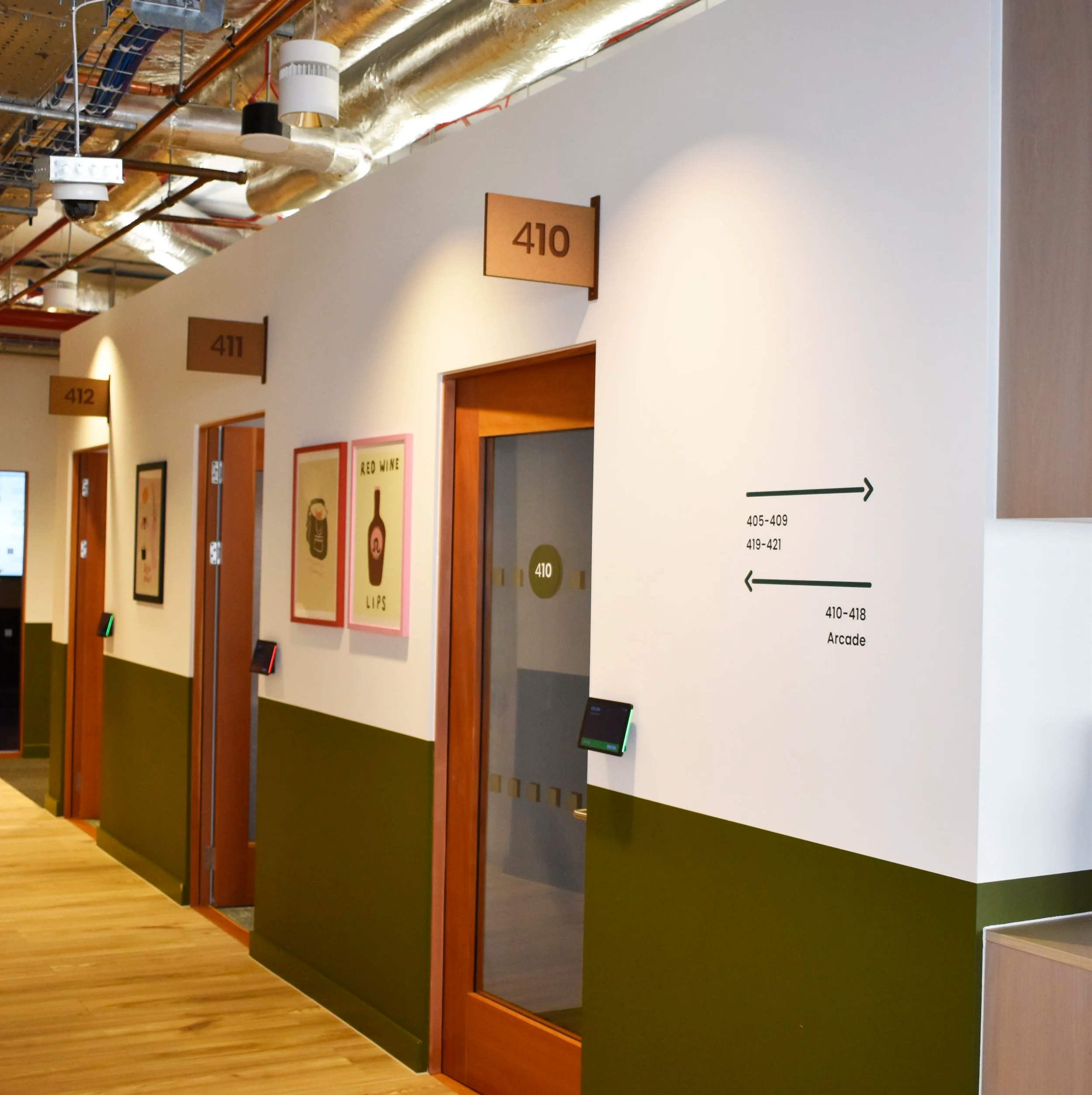Vinyl wayfinding