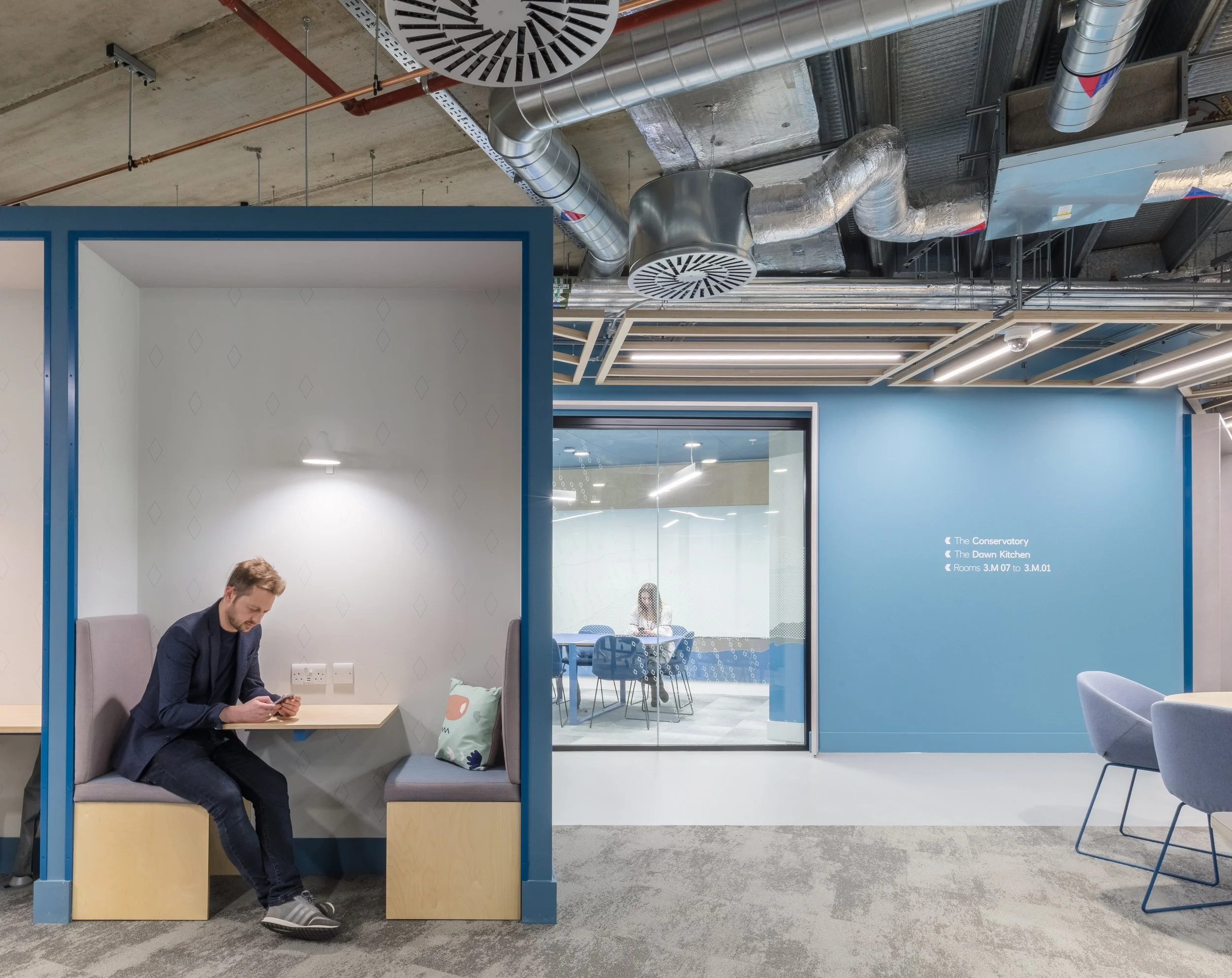 Environmental graphics and wayfinding in office