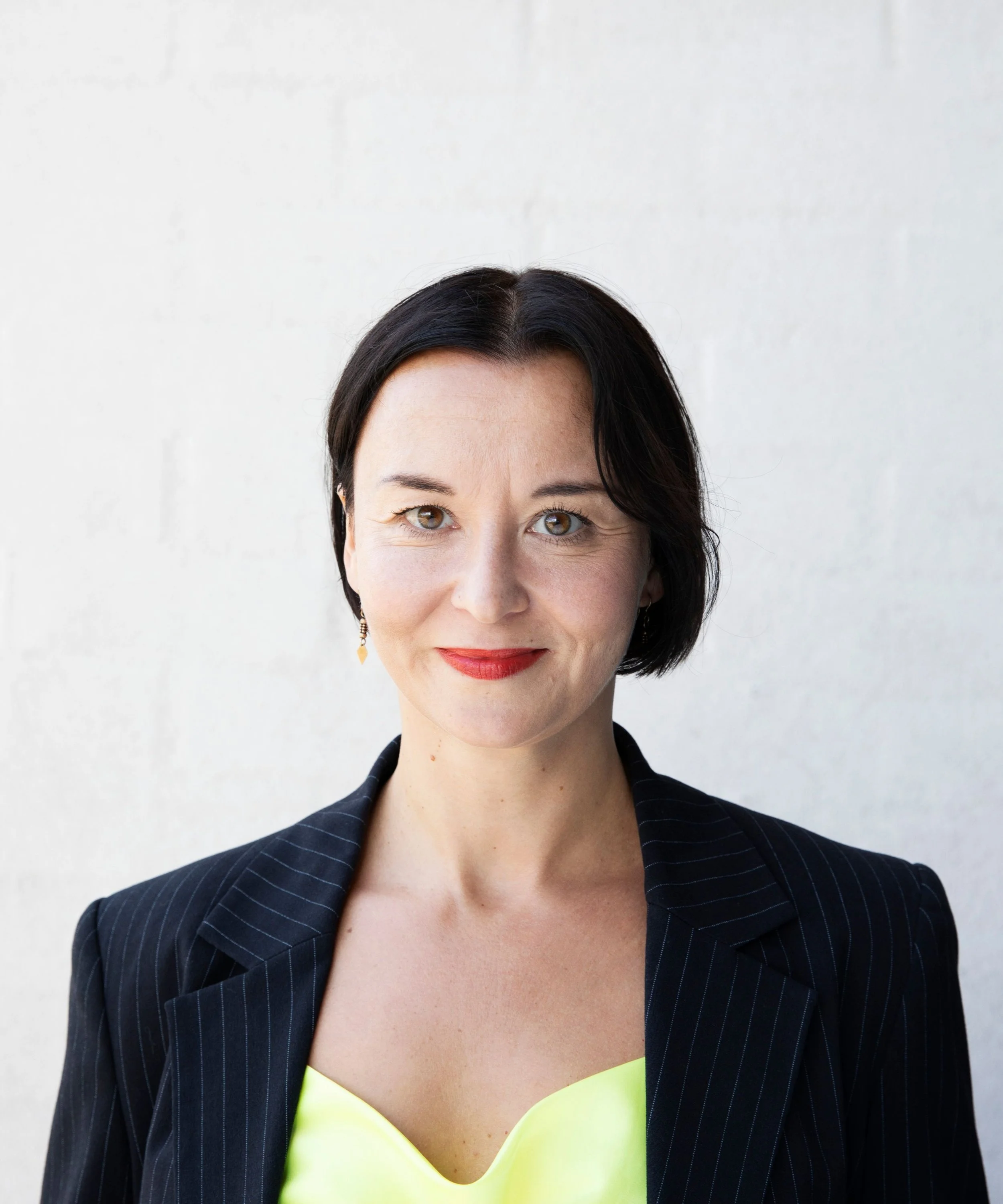 Future Curves Elisa Oinonen