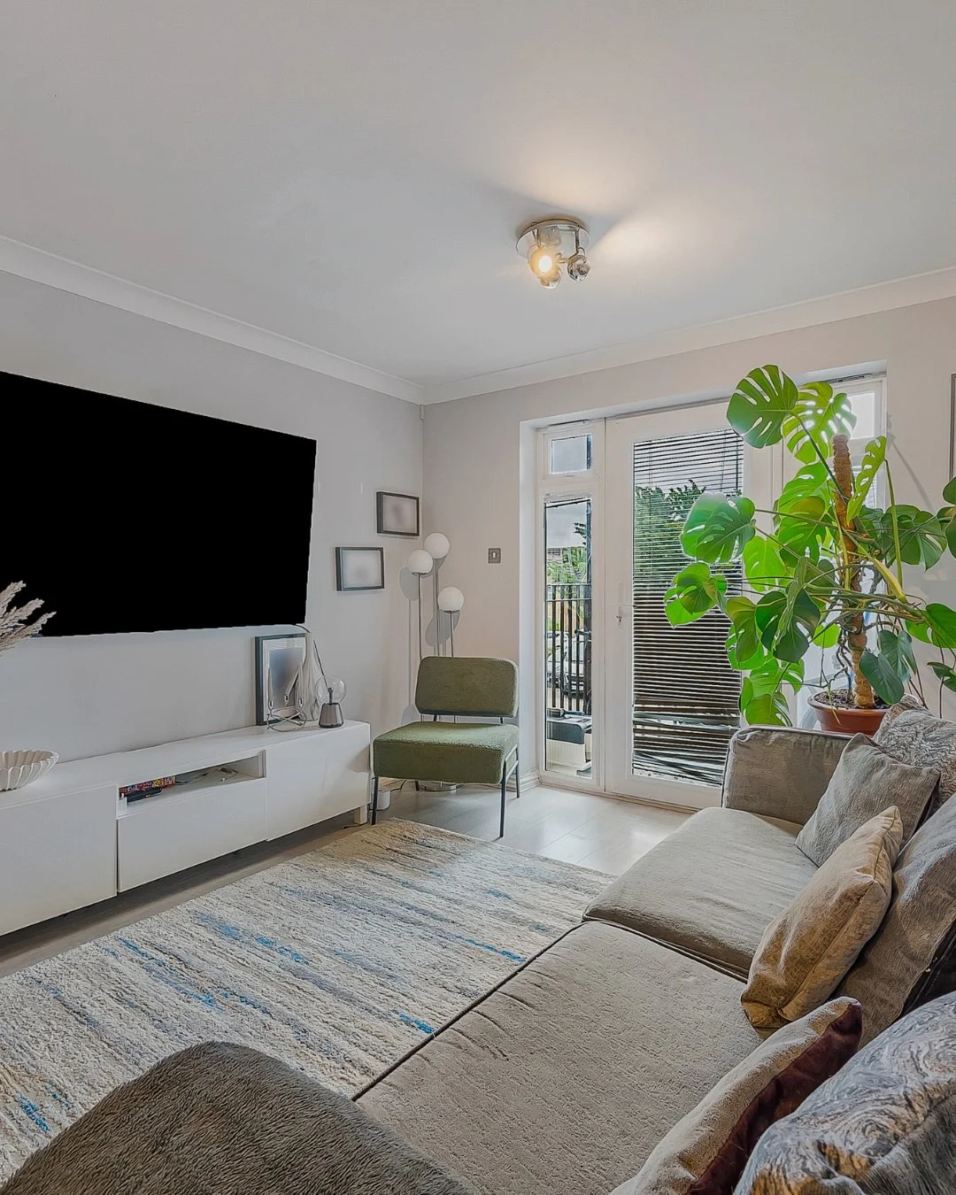 Coming soon&hellip;

And I don&rsquo;t think it will be on the market for long. 

Imagine just being able to turn up with your suitcases. No fuss. No extensive renovations needed. Just your suitcases and you move in. 

That&rsquo;s what you get when 