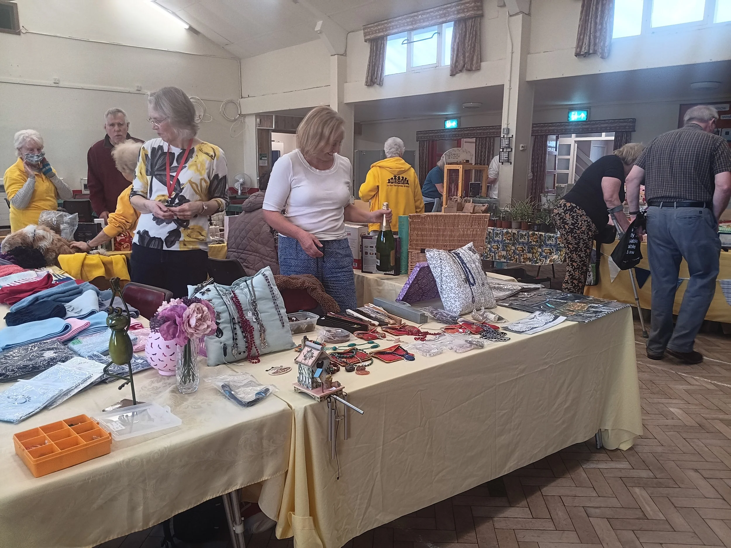 2025 Easter Spring Fair : Customers arriving!