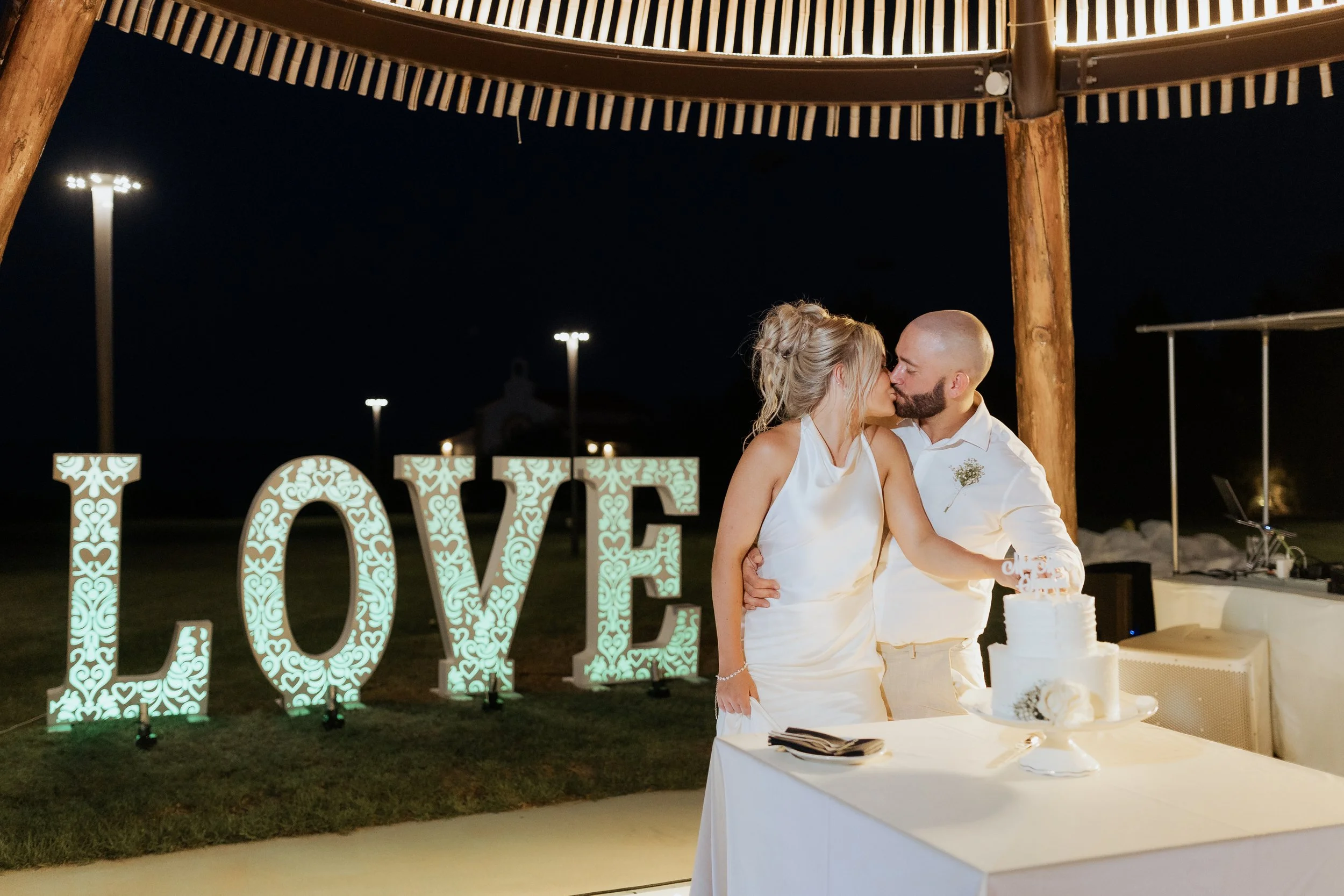 Rebecca & Chris-729.jpg