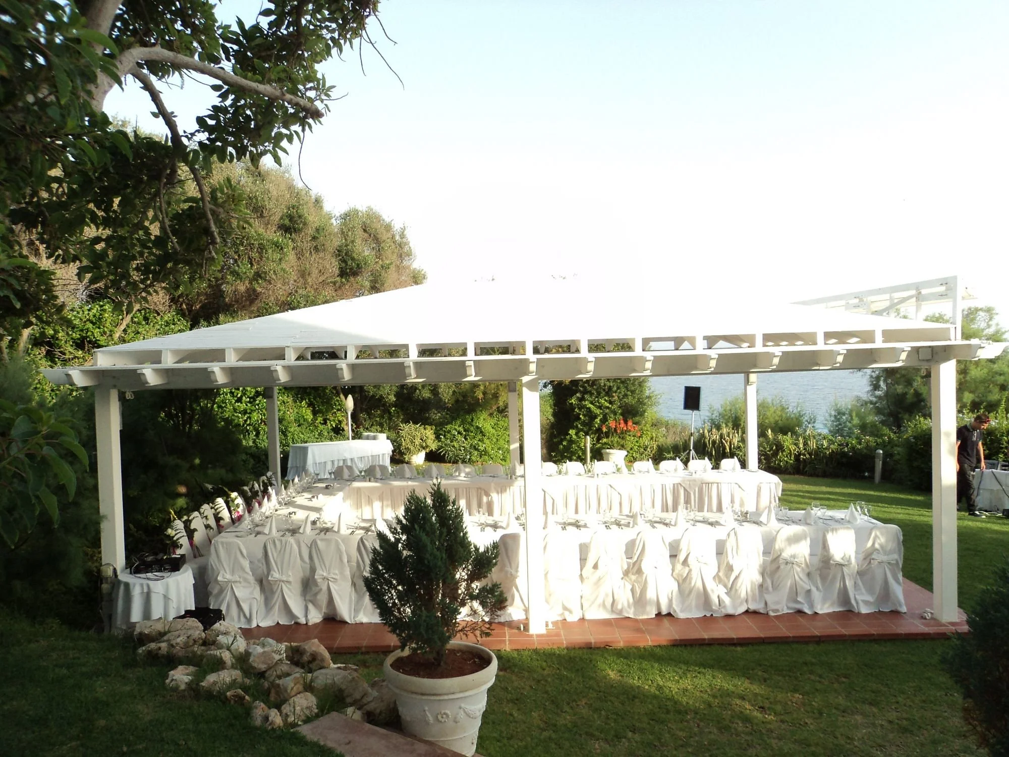 standard complimentary set up pavilion.JPG