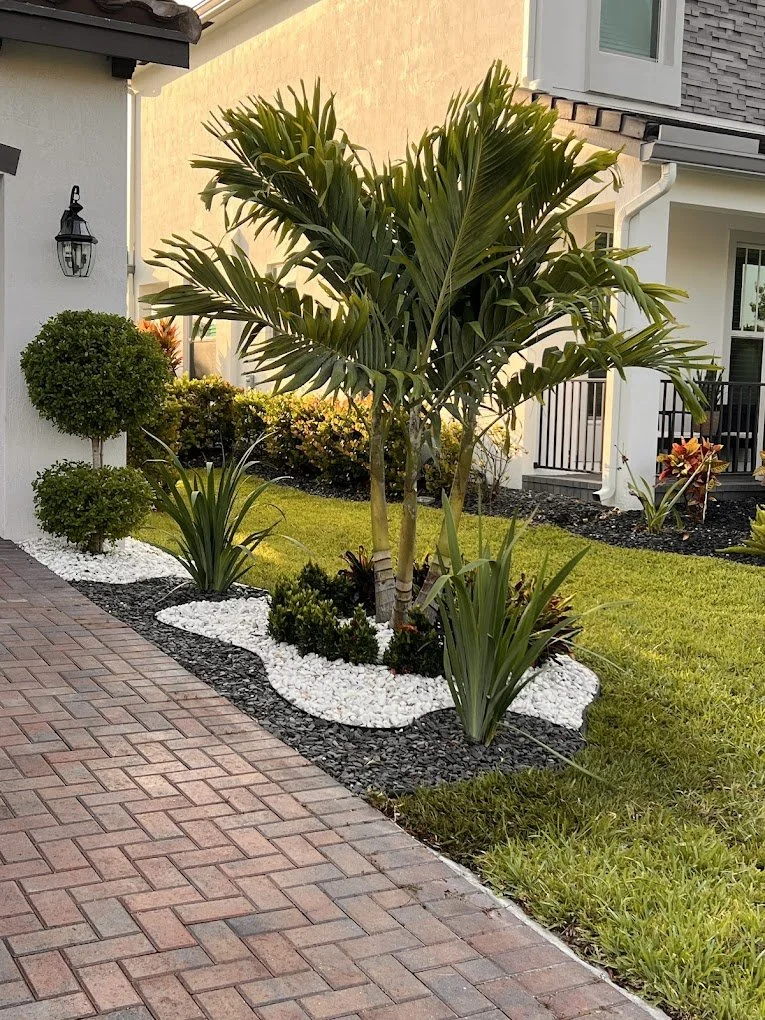 Front yard landscape design in Punta Gorda, FL.