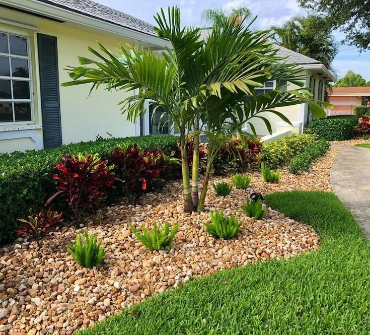 Front yard landscape design in Punta Gorda, Florida. 