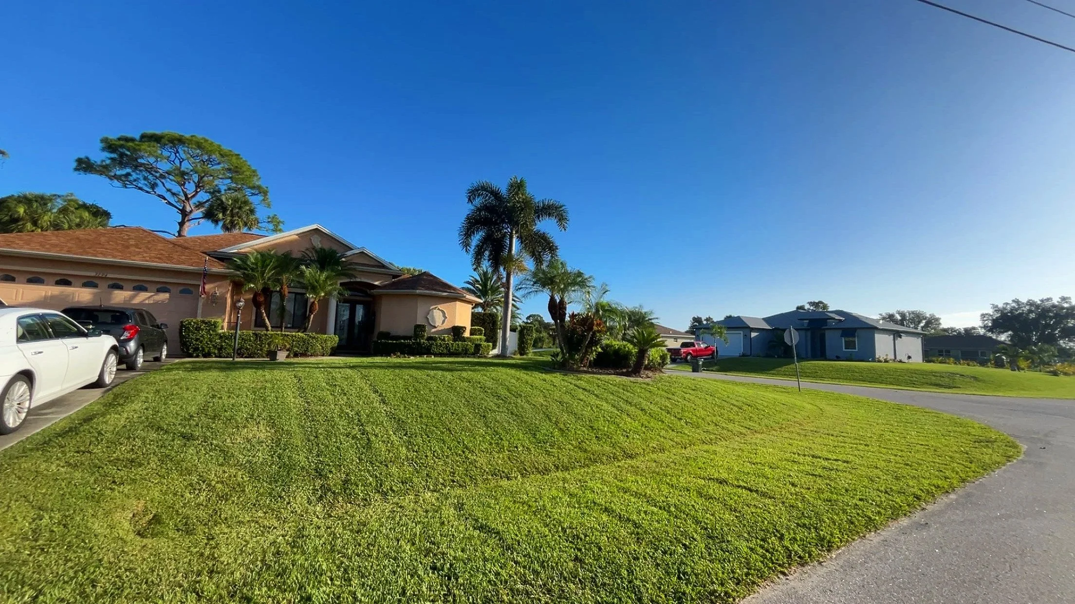 Freshly mowed lawn by our mow crew in Port Charlotte, Fl.
